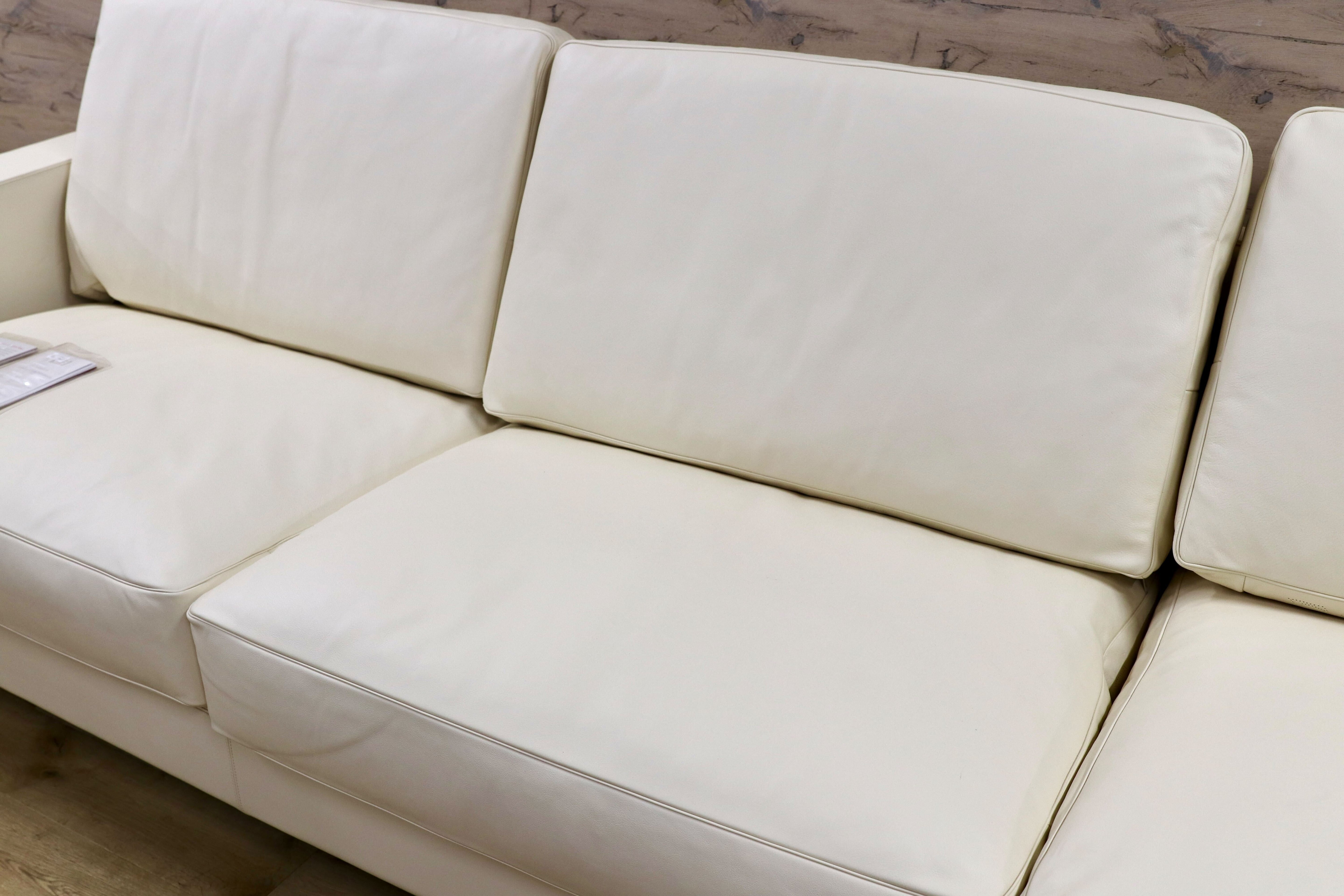 GMGF132○Poltrona Frau / ポルトローナフラウ Armonia アルモニア 本革 カウチソファ オフホワイト イタリアモダン 定価171万 未使用品