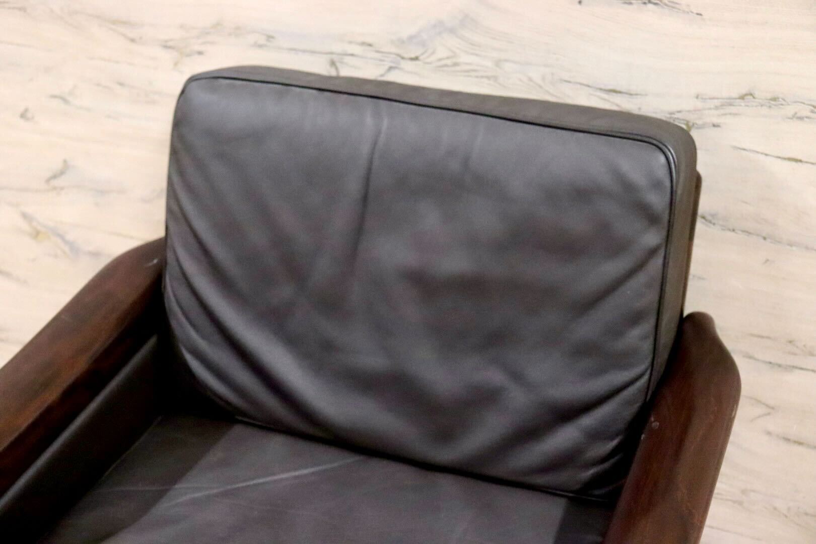 GMGK517D○Dyrlund / デューロン 1人掛けソファ シングルソファ 椅子 北欧 デンマーク ローズウッド 本革 希少 ヴィンテージ 約40万