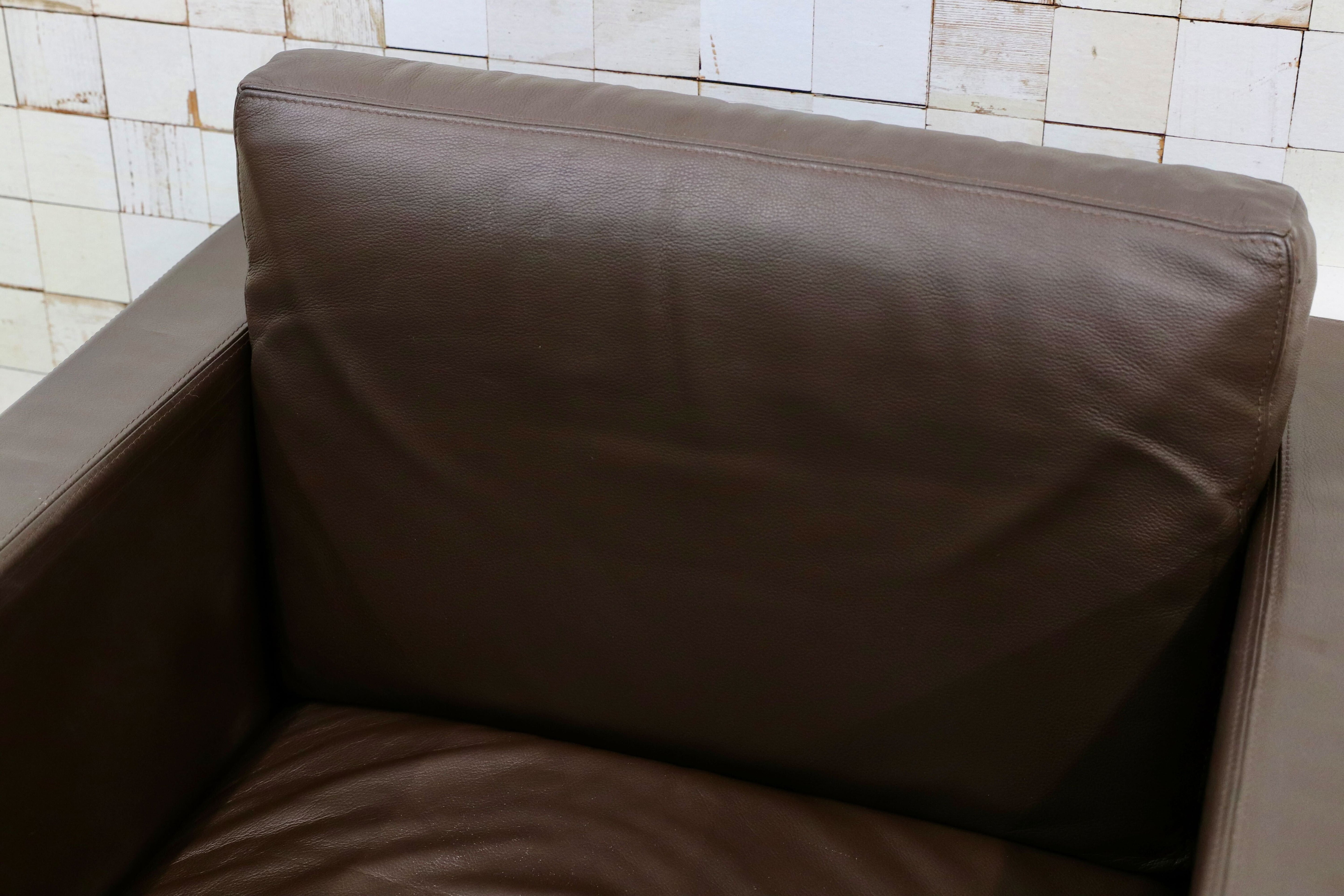 GMIK410○Cassina / カッシーナ CATHERINE MEMMI カトリーヌ・メミシングルソファ 1人掛けソファ Dブラウン 本革 参考価格39~48万