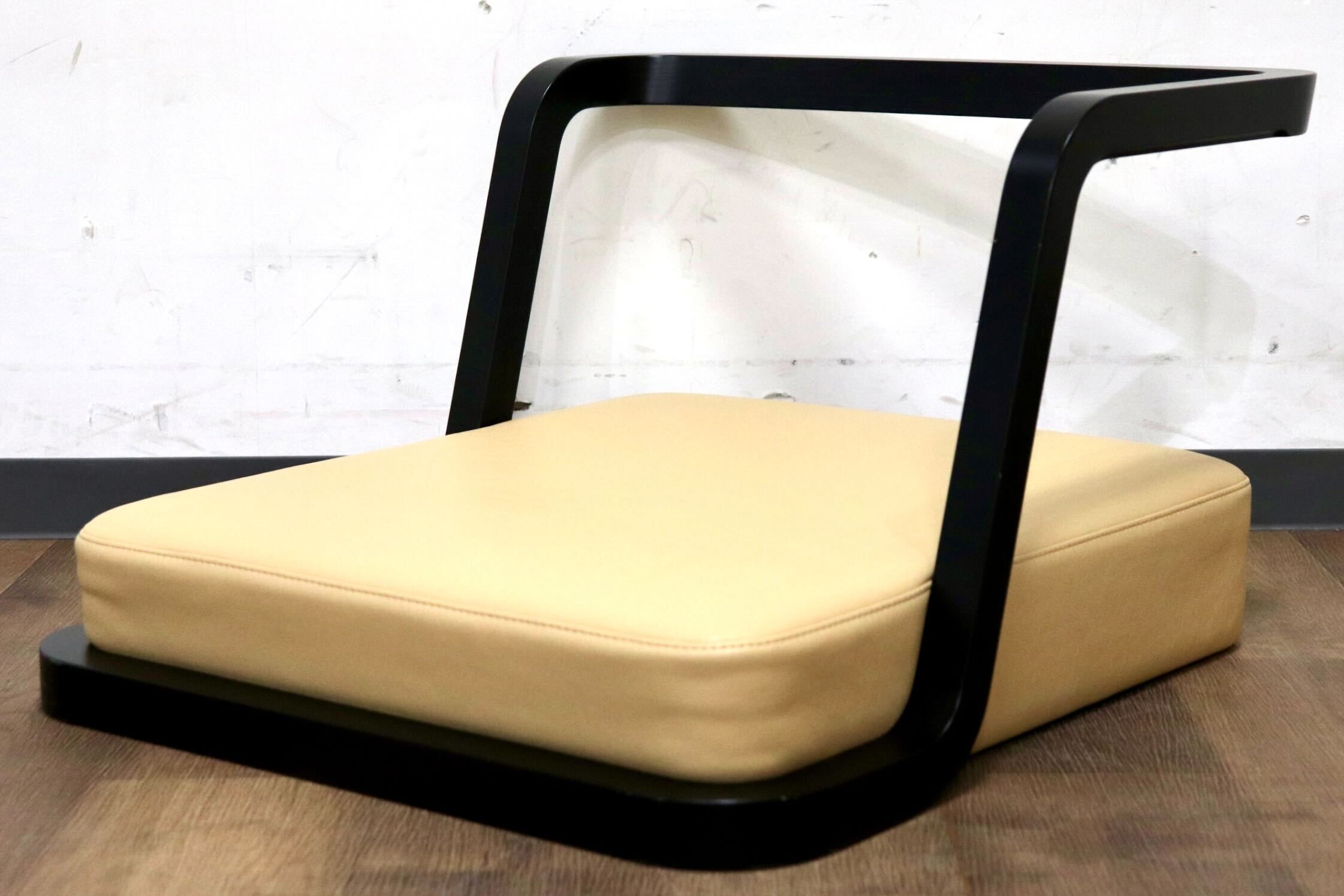 GMHO133D○天童木工 / Tendo 座椅子 ローチェア 椅子 チェア スタッキング 和家具 和モダン 座敷 合皮 ベージュ ビーチ材 定価約11万