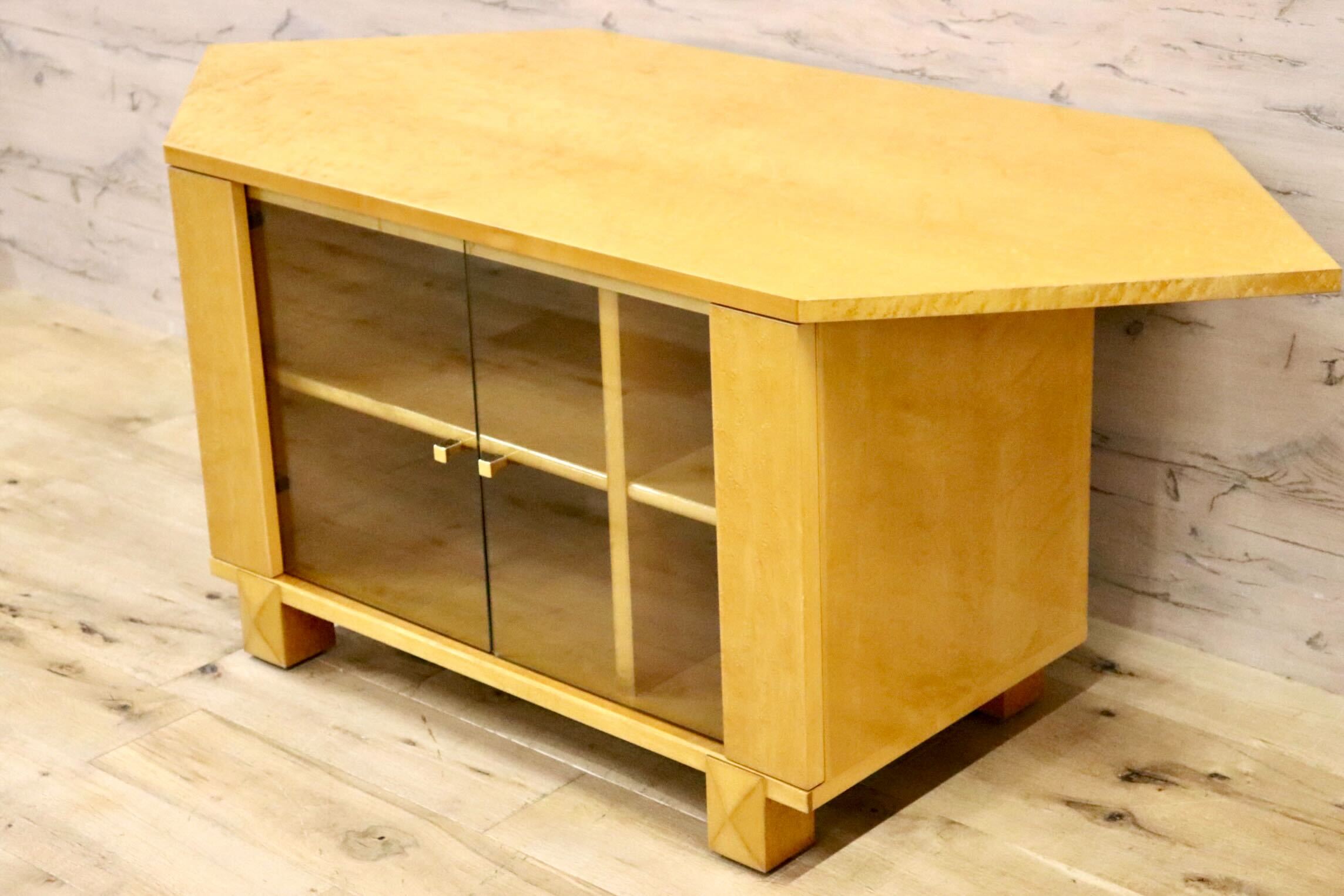 GMHN206B○IDC大塚家具 スプレンダー コーナーボード TVボード AVボード リビングボード 飾り棚 バーズアイメープル 定価約40万 展示品