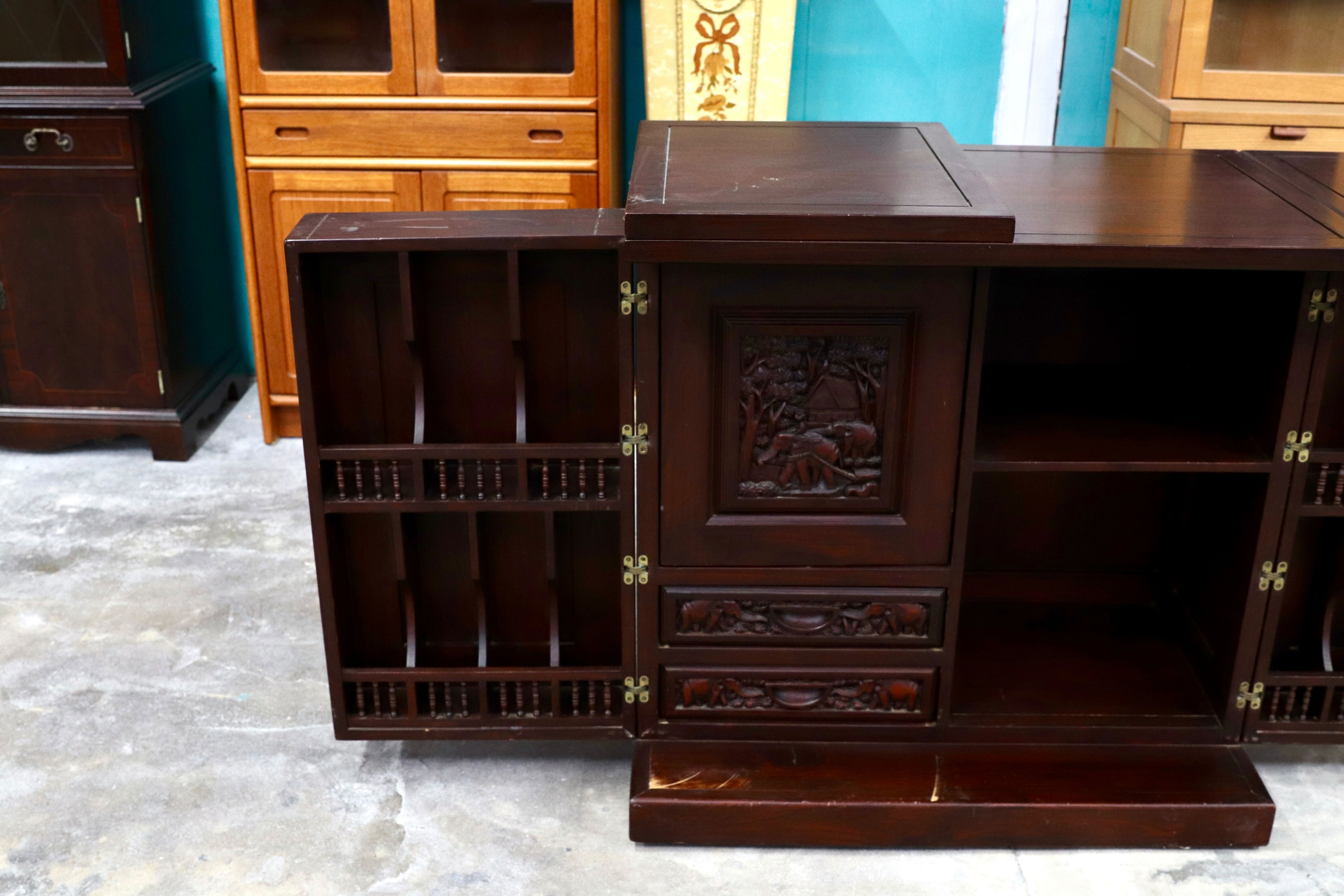 GMHS459○アジアン 中国美術 唐木家具 ワインラック サイドボード リビングボード アンティーク キャビネット キャスター付き