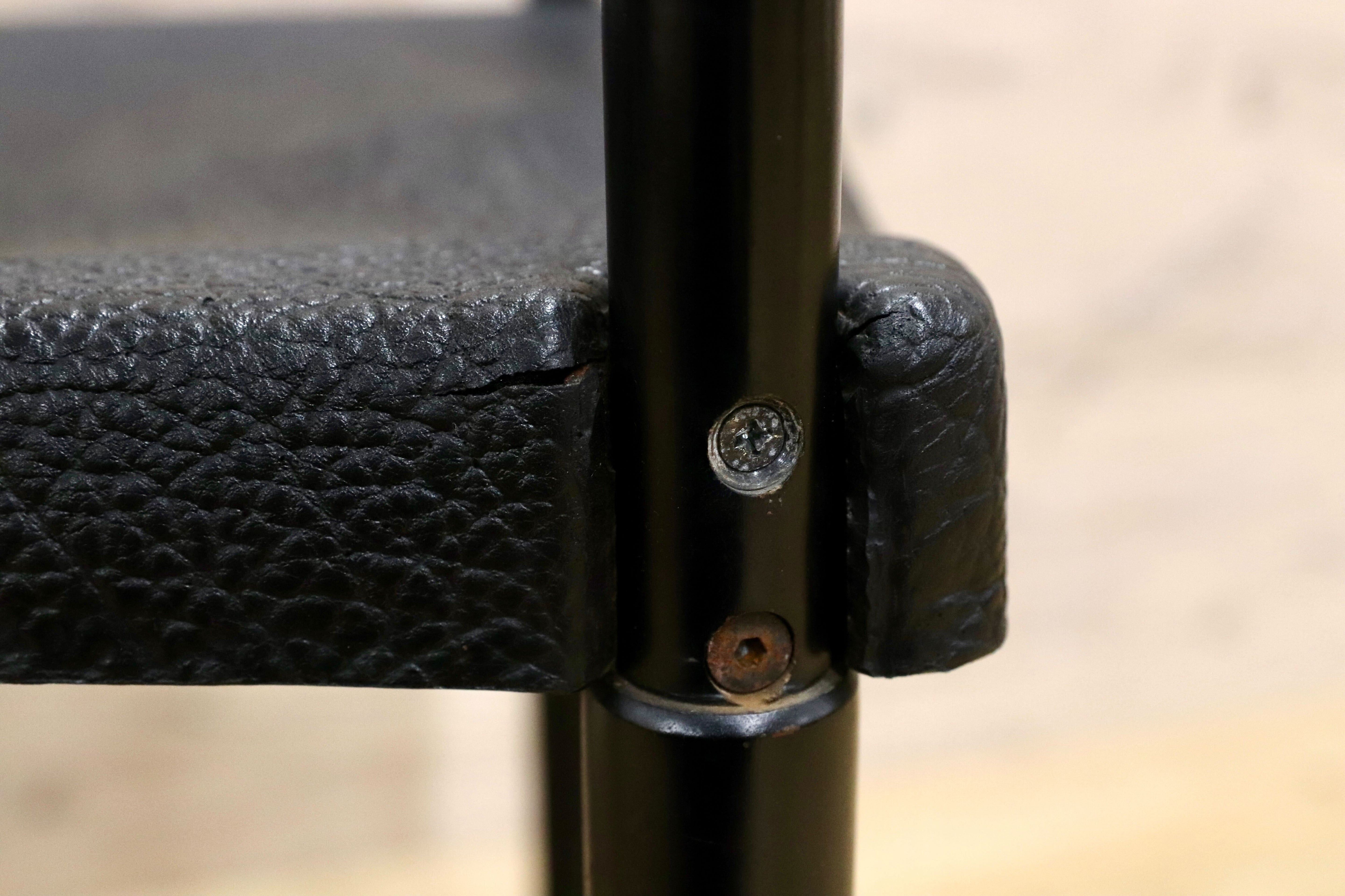 GMGK465B○レオナルド アームチェア ブラック スイス デザイナーズ家具 チェア 椅子 INTER-DECOR取扱い 検)Cassina Strassle Collection