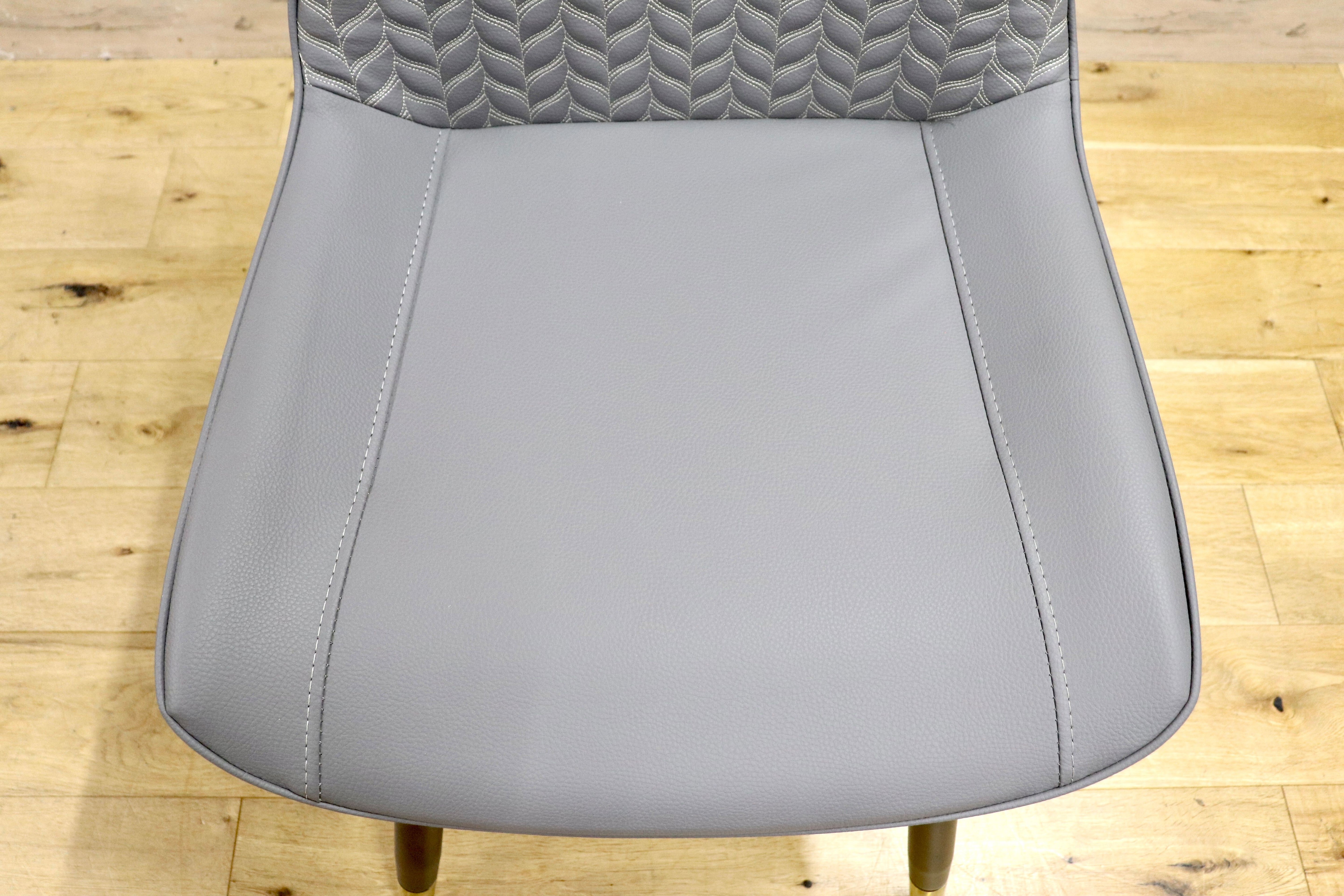 GMIS334B○モダン ダイニングチェア アームレスチェア 椅子 食卓椅子 レザー 本革 ナチュラル シンプル スタイリッシュ 展示品