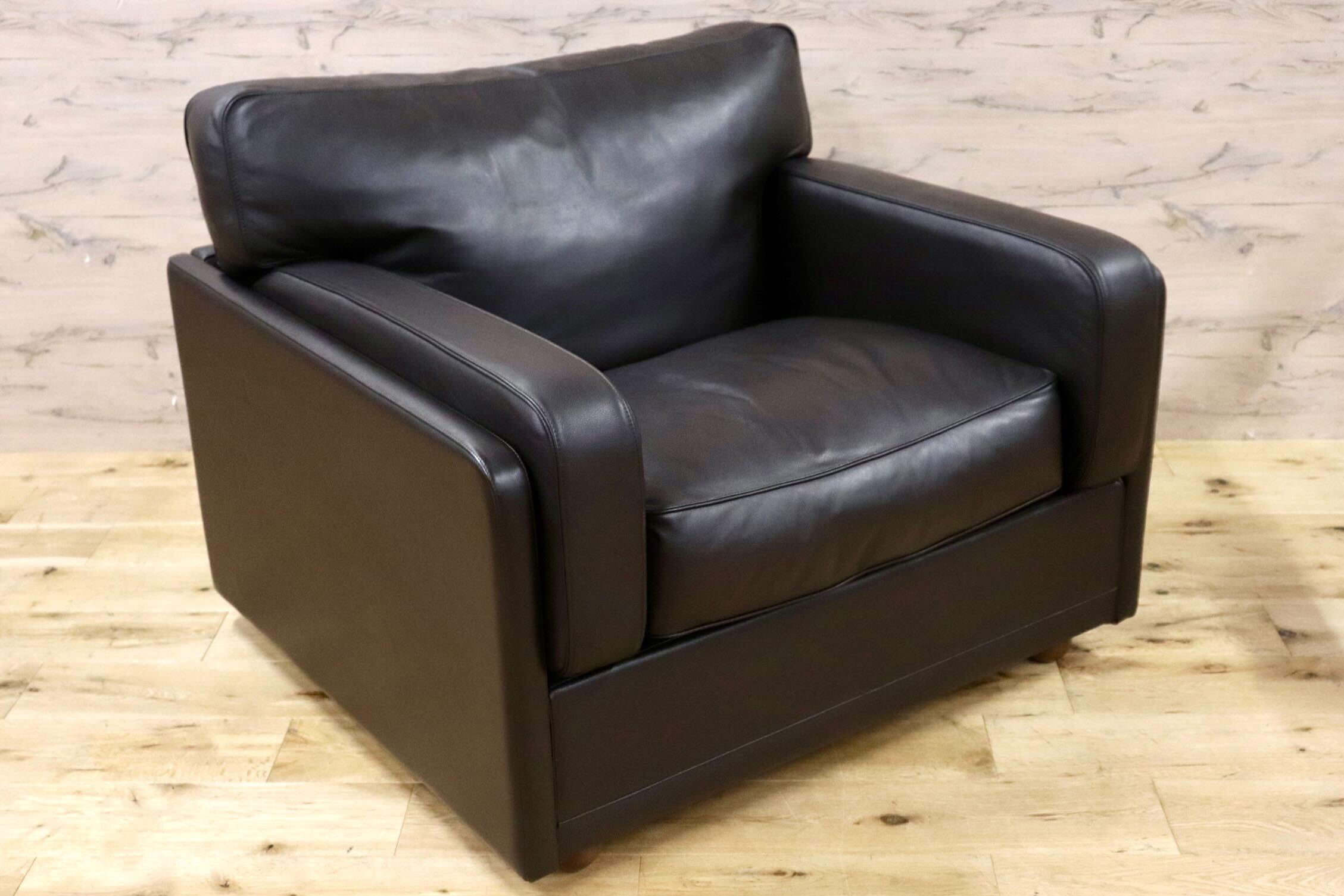 GMHN201A○PoltronaFrau / ポルトローナフラウ 1人掛けソファ シングルソファ イタリア製 総革 ダークブラウン IDC大塚家具 定価約150万