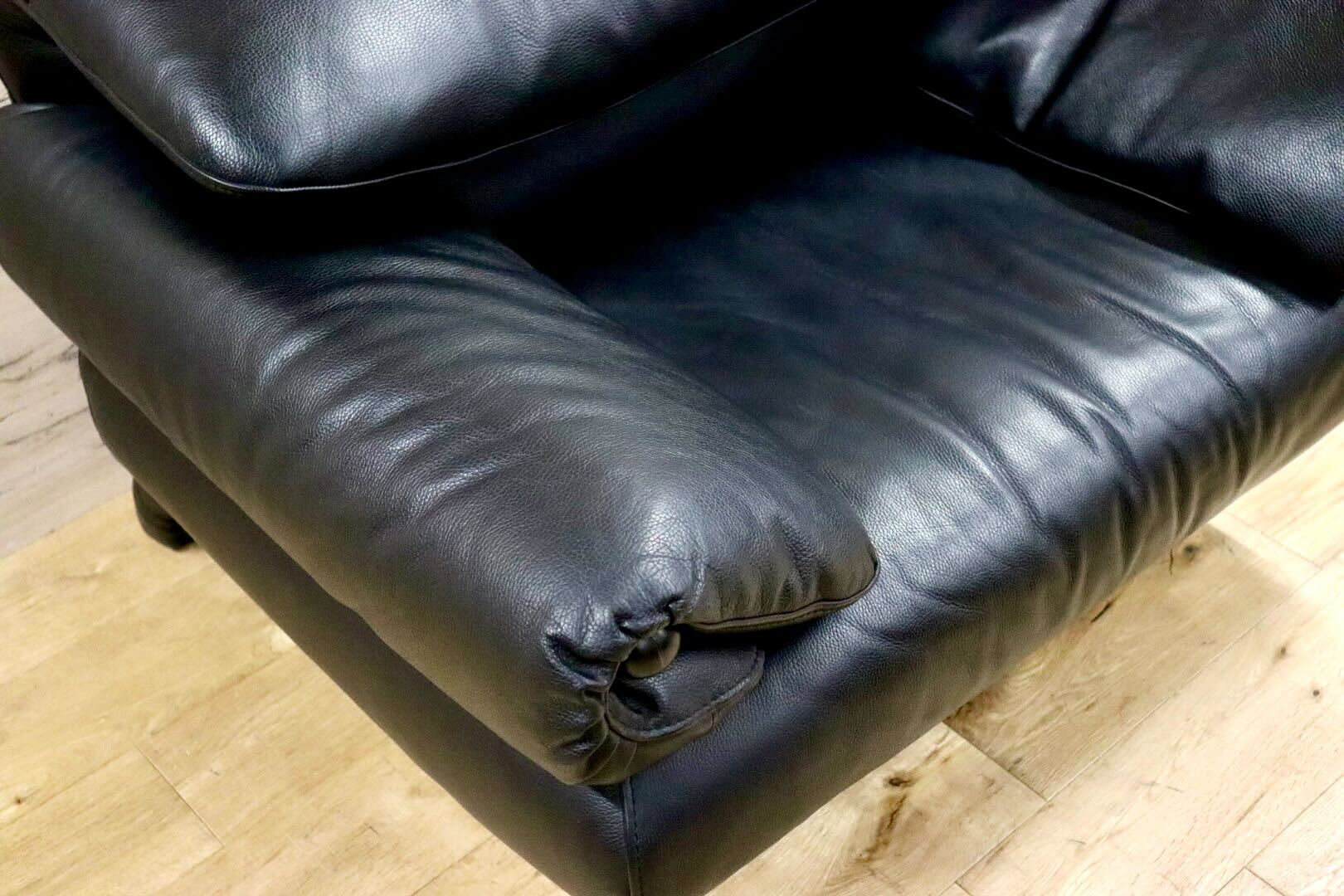 GMGK572B○Poltromec / ポルトロメック ジェミニ 1人掛けソファ シングルソファ 黒総革 イタリアモダン 定価約30万 美品