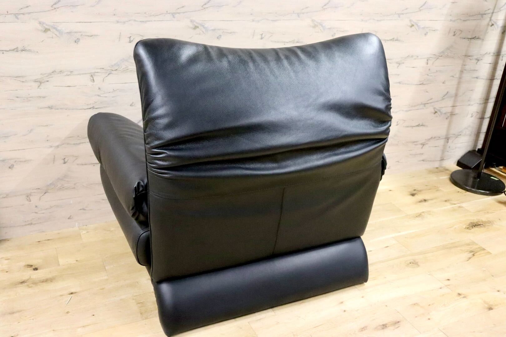 GMGK572B○Poltromec / ポルトロメック ジェミニ 1人掛けソファ シングルソファ 黒総革 イタリアモダン 定価約30万 美品