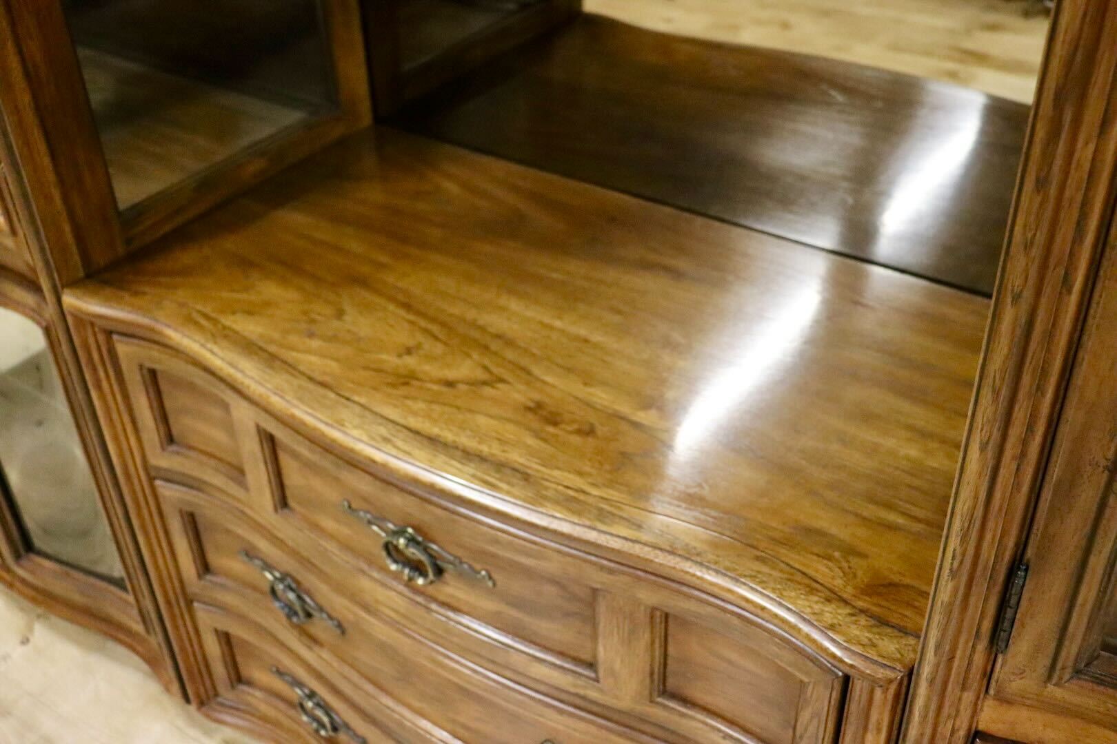 GMHH323○DREXEL HERITAGE /ドレクセルヘリテイジ Grand Villa グランドヴィラ ガラスキャビネット 飾り棚 最高級 約280万※発送不可