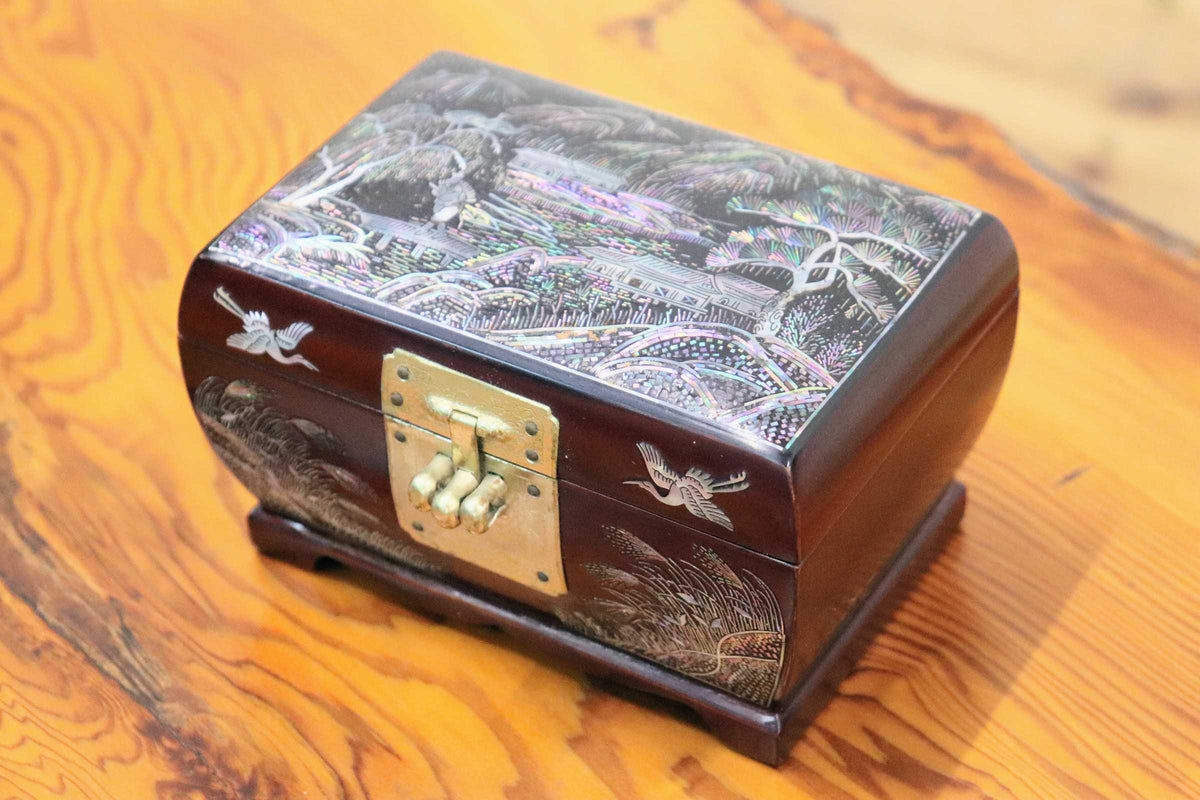 GMJO137J◯韓国 伝統工芸 螺鈿細工 宝石箱 ジュエリーボックス 小物入れ 山水図 漆器 アクセサリーケース アンティーク レトロ