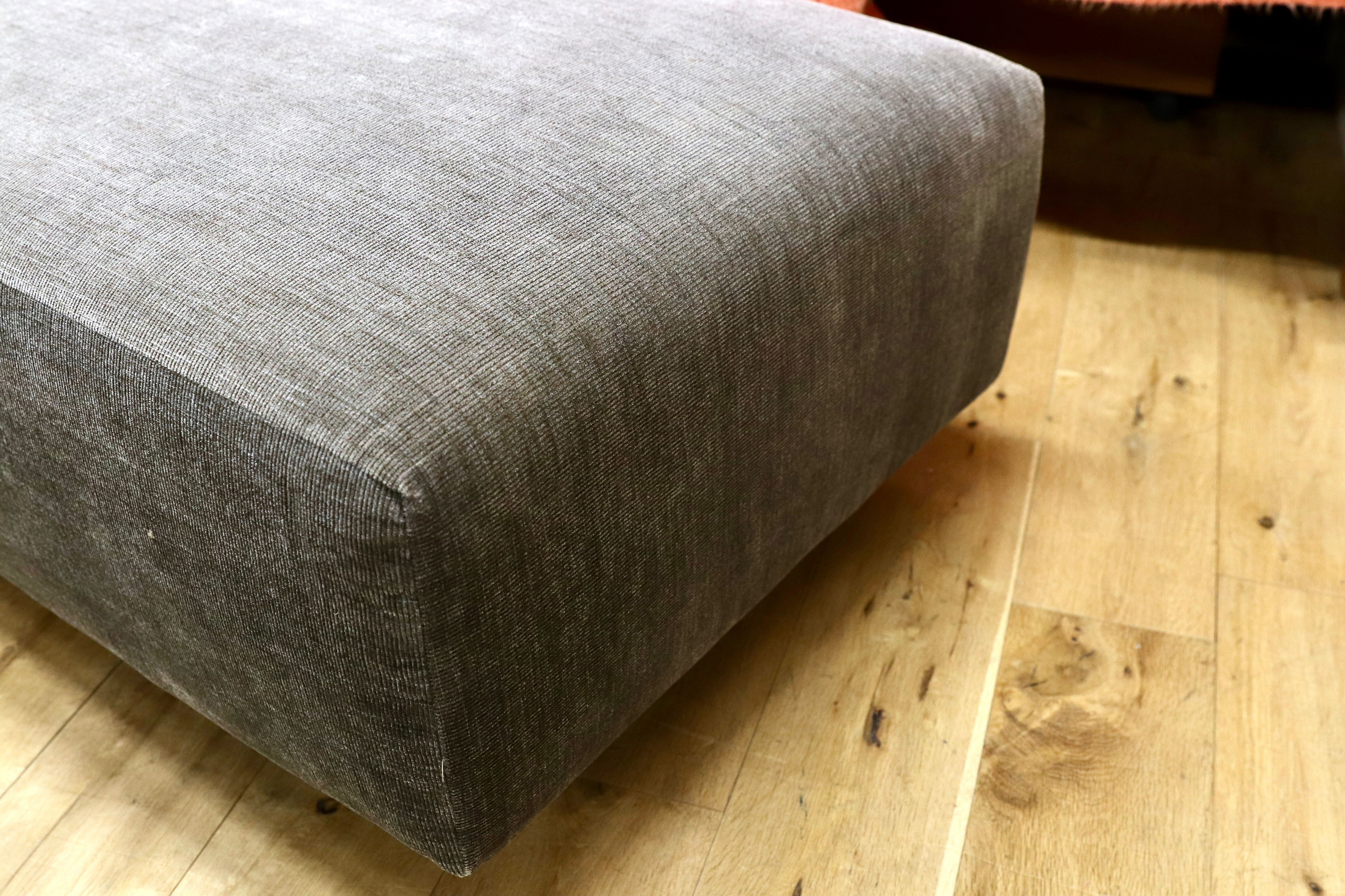 GMIK793B○BoConcept / ボーコンセプト Hampton ハンプトン オットマン スツール ソファ ファブリック 北欧 デンマーク