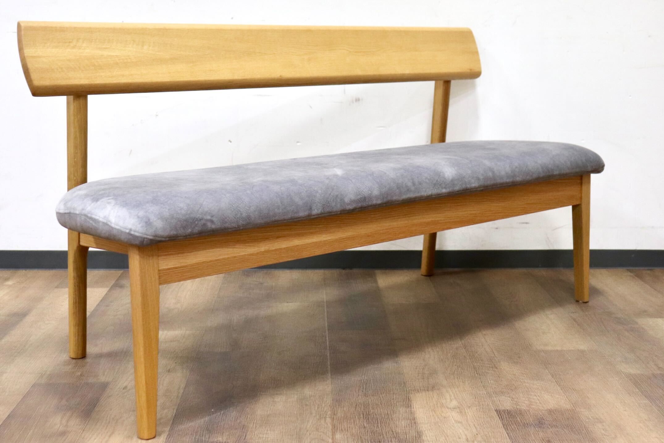 GMHK861C○イバタインテリア / ibata ダイニングベンチ 長椅子 食卓椅子 スエード調ファブリック 楢材 北欧スタイル 飛騨家具 展示品