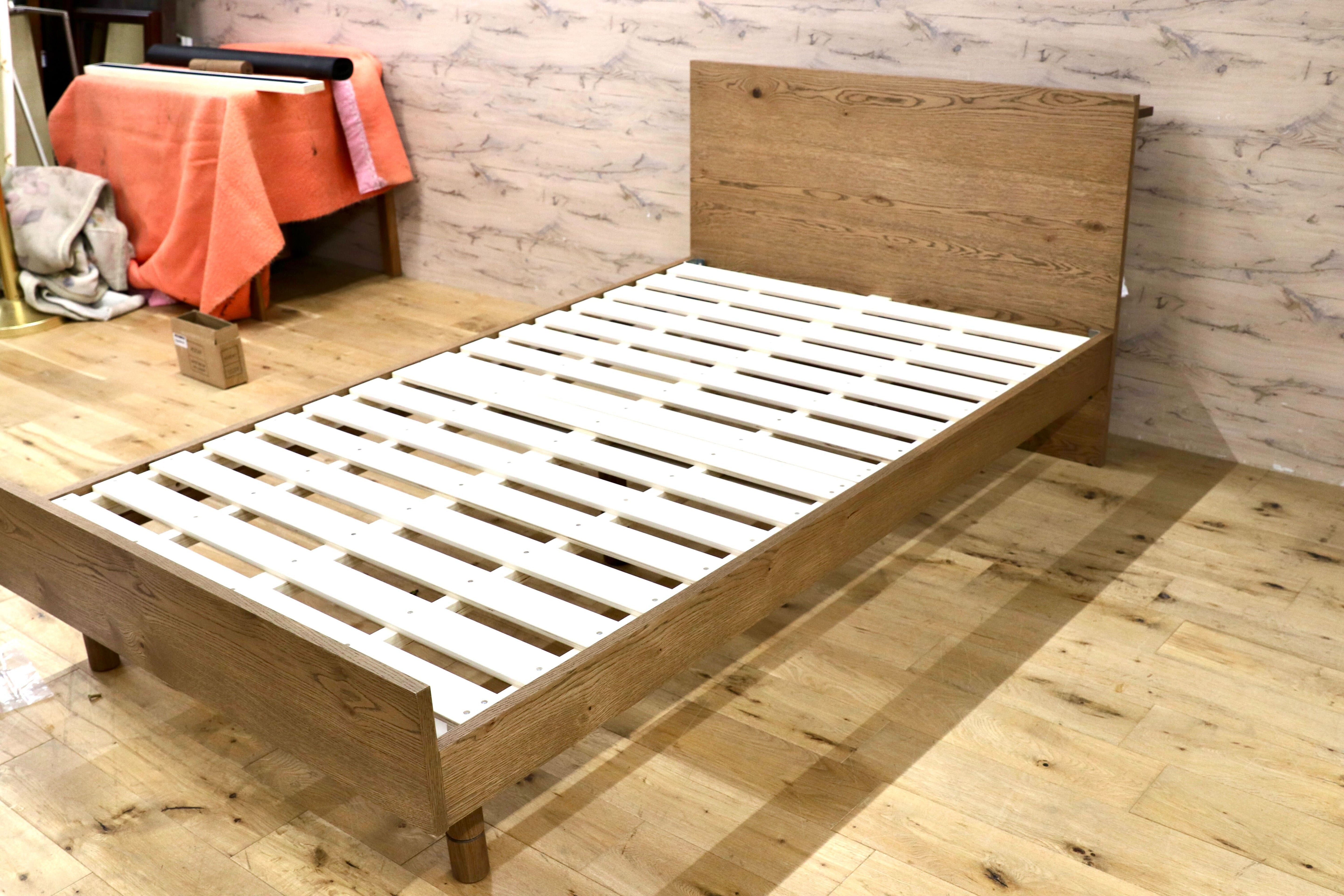 GMIK849○unico / ウニコ ADDAY アディ ベッドフレーム セミダブル SD ハイタイプ オーク材 北欧スタイル モデルルーム展示品