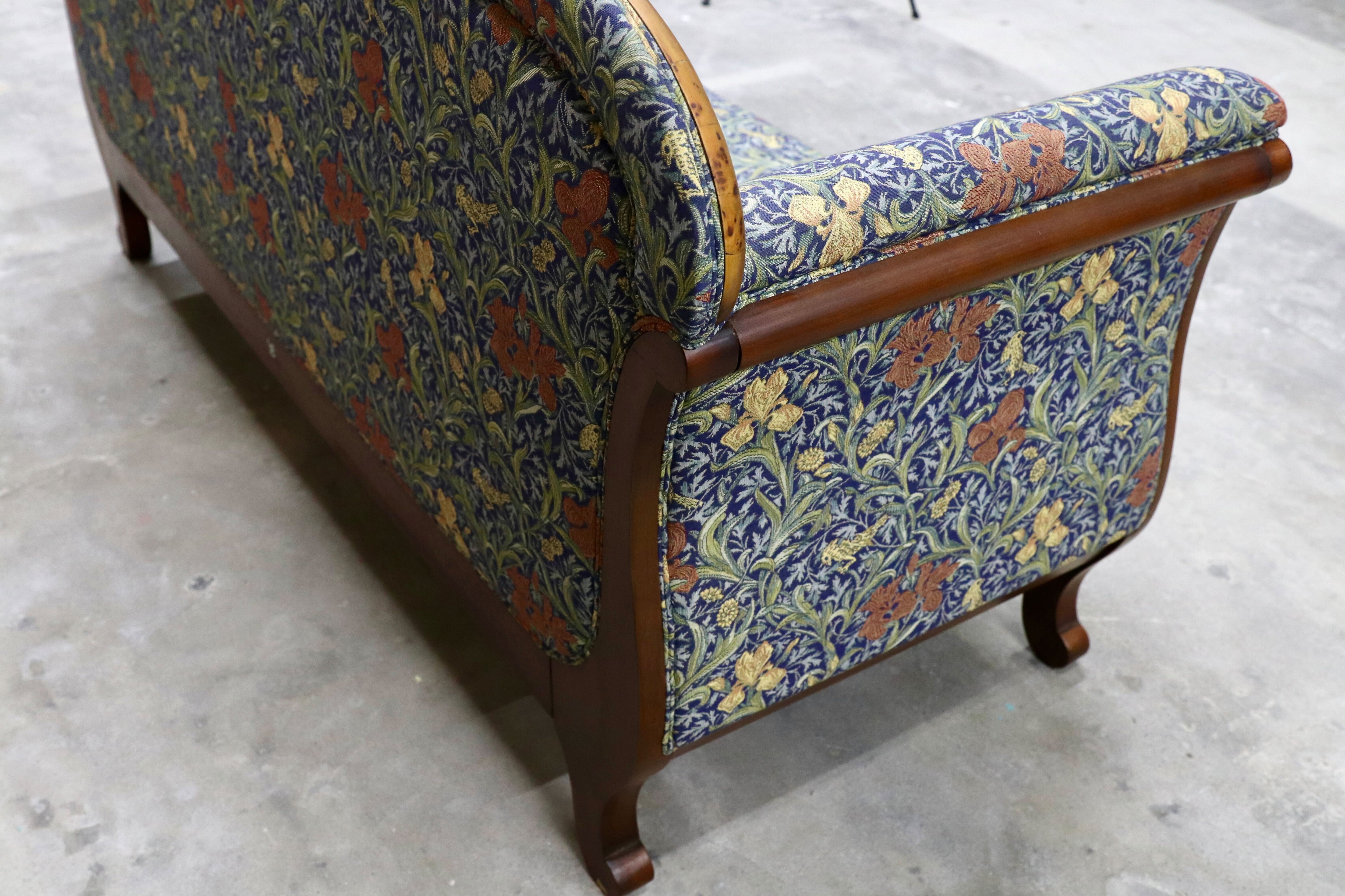 GMHS477○TECHNA / テクナ 2人掛けソファ ラブソファ ファブリック 店舗 オフィス 什器 クラシック モダン VICTORIA&ALBERT MUSEUM