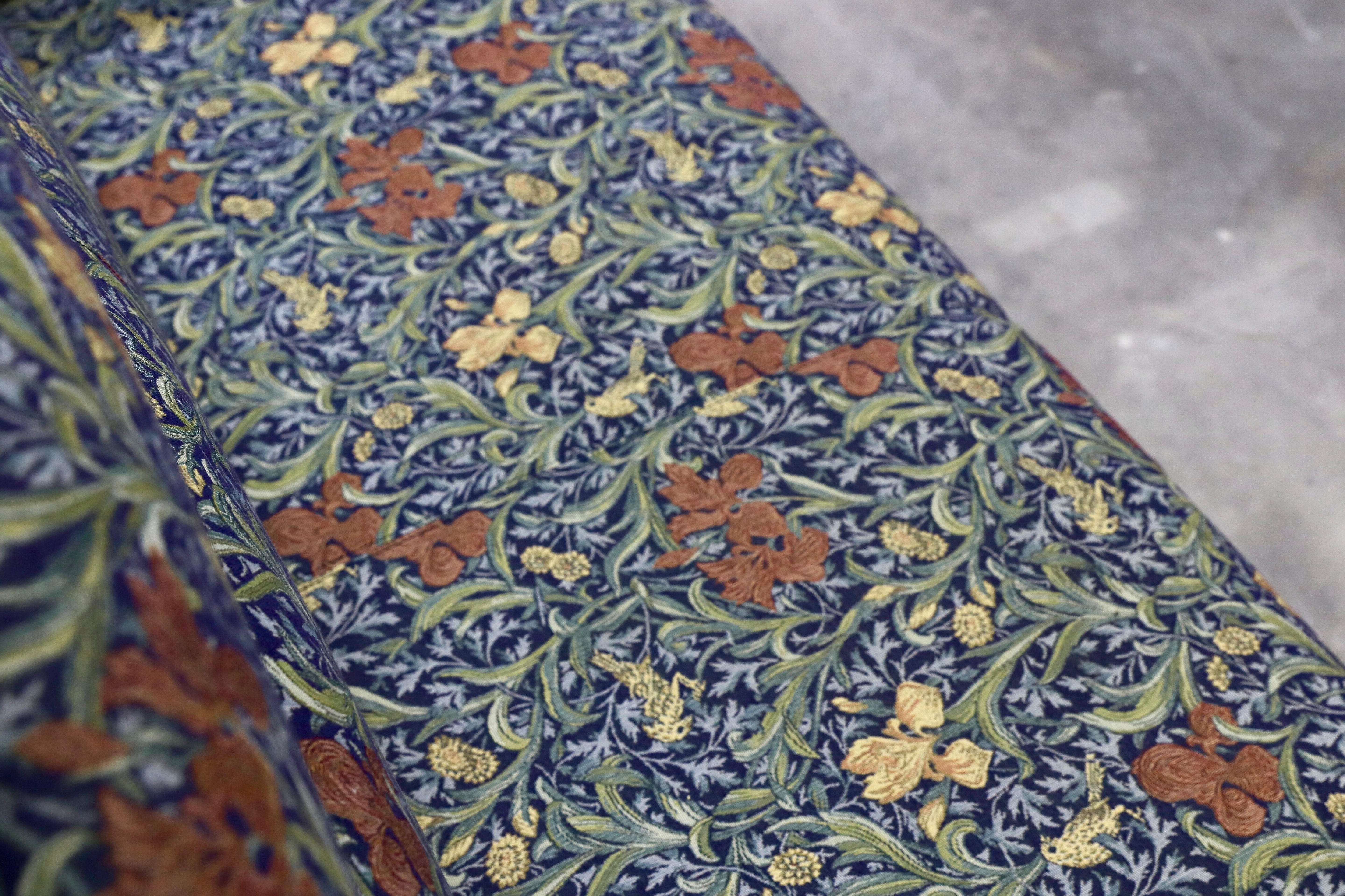 GMHS477○TECHNA / テクナ 2人掛けソファ ラブソファ ファブリック 店舗 オフィス 什器 クラシック モダン VICTORIA&ALBERT MUSEUM