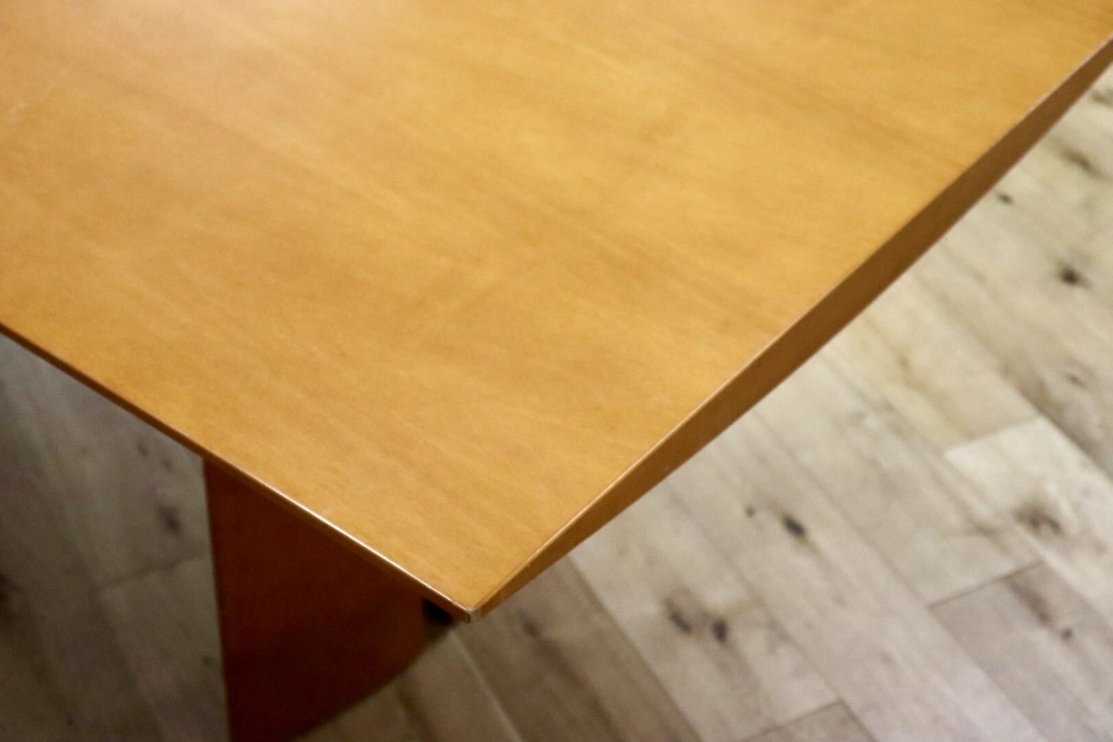 GMJK365◯arflex / アルフレックス TAVOLO NAVE タボロナーベ ダイニングテーブル 食卓テーブル ビーチ材 イタリアモダン 定価約63.8万