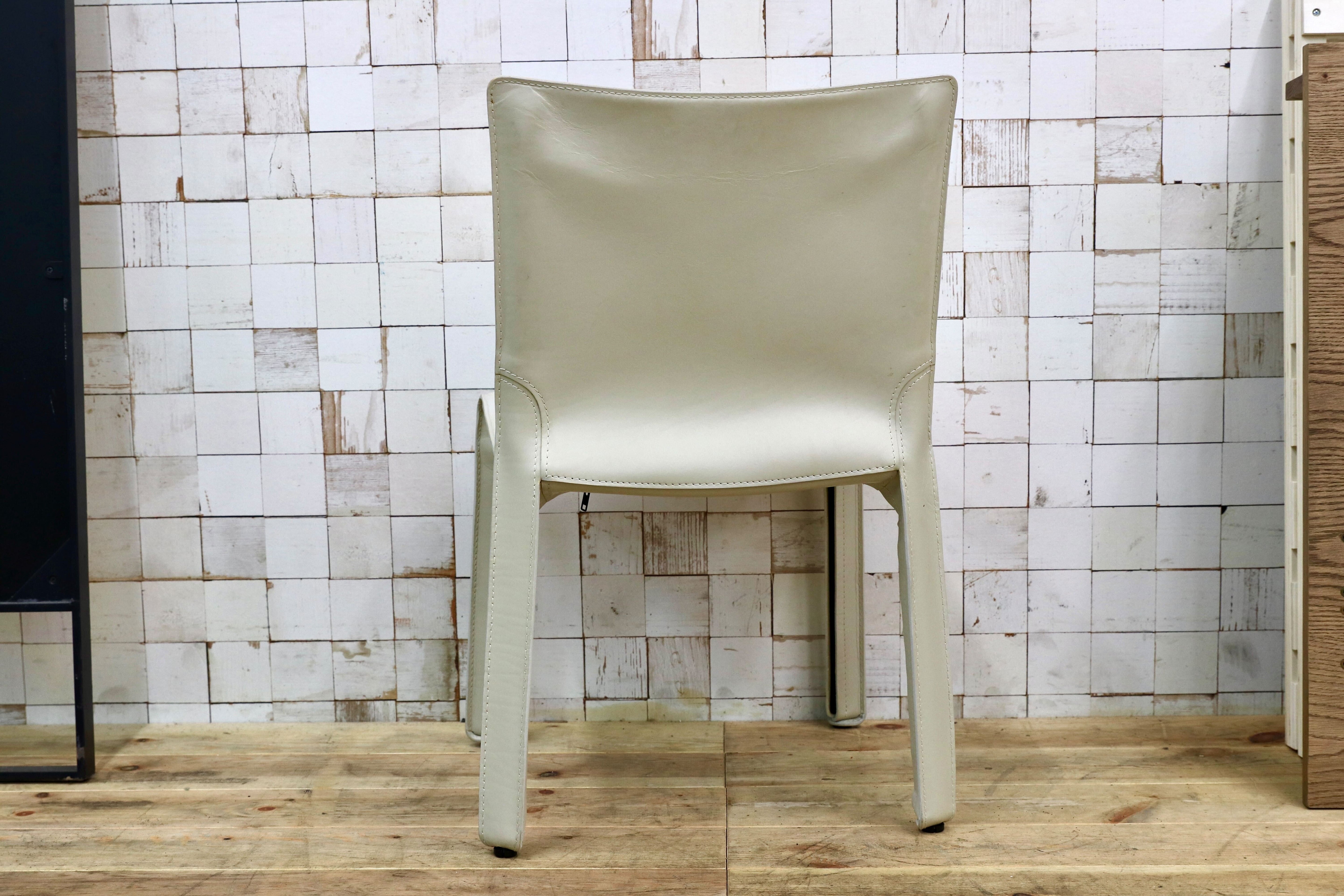 GMIO74C○Cassina / カッシーナ 413 CAB キャブチェア マリオ・ベリーニ 椅子 マットアイボリー レザー イタリアモダン 定価30.8万