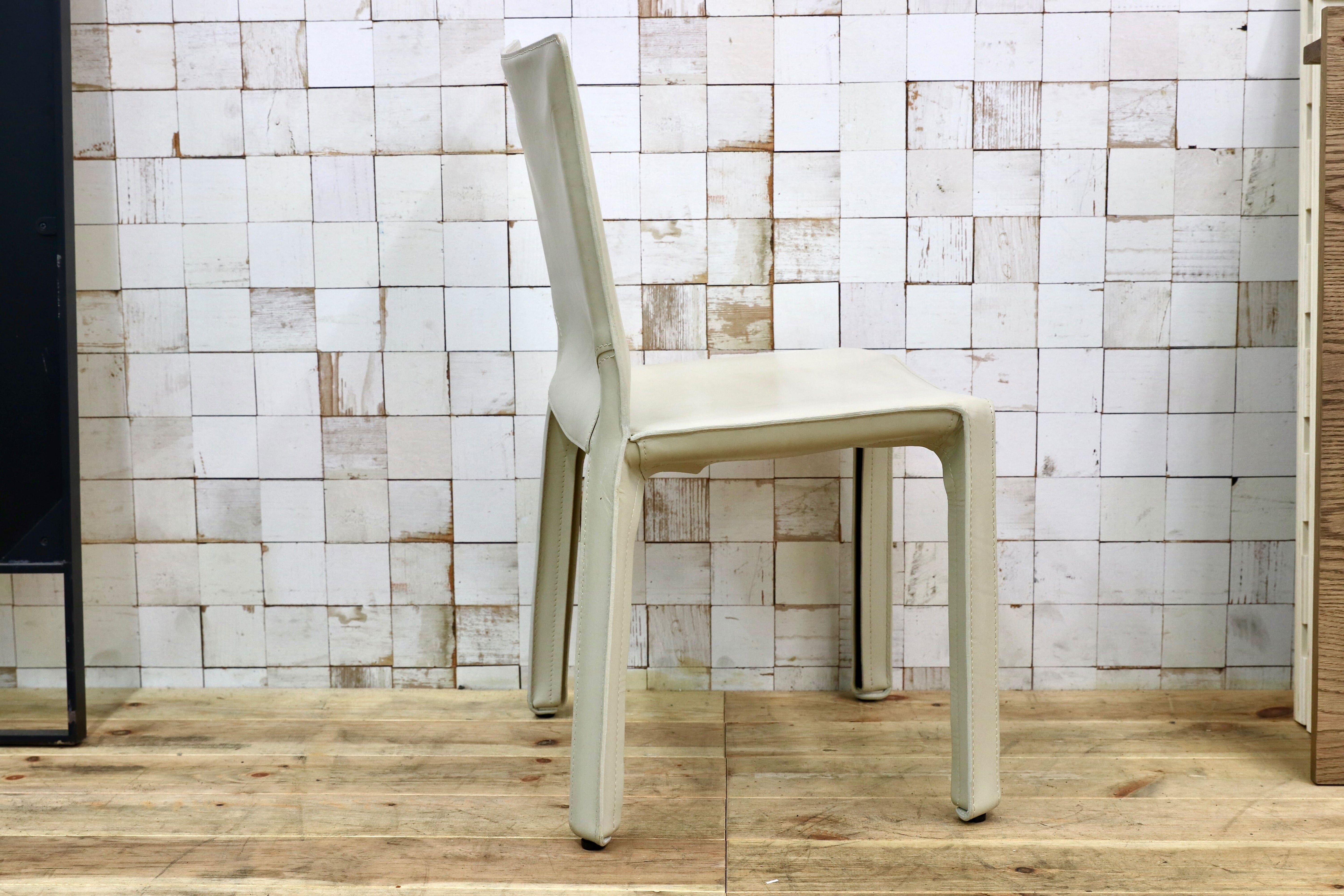 GMIO74C○Cassina / カッシーナ 413 CAB キャブチェア マリオ・ベリーニ 椅子 マットアイボリー レザー イタリアモダン 定価30.8万