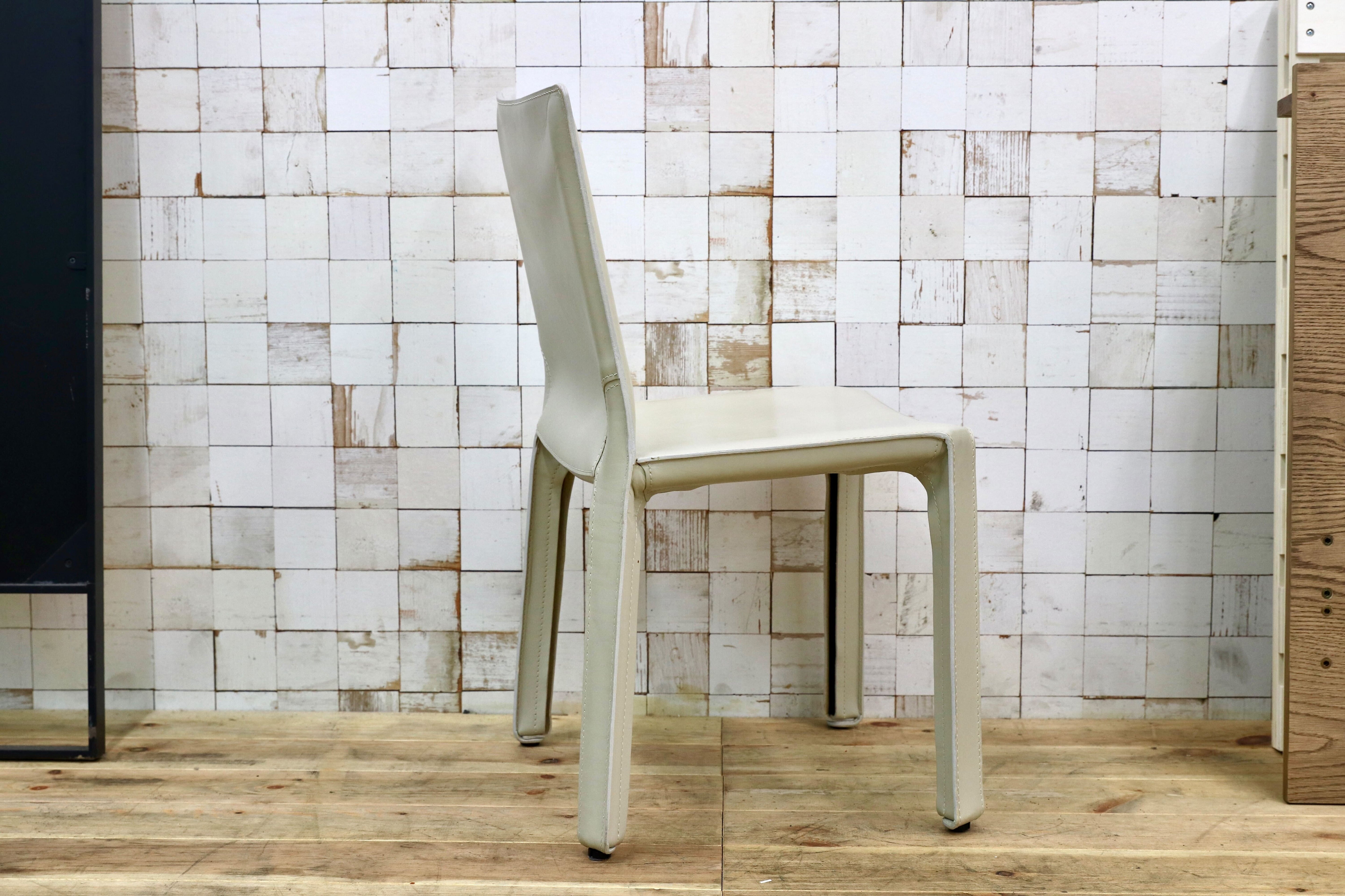 GMIO74D○Cassina / カッシーナ 413 CAB キャブチェア マリオ・ベリーニ 椅子 マットアイボリー レザー イタリアモダン 定価30.8万