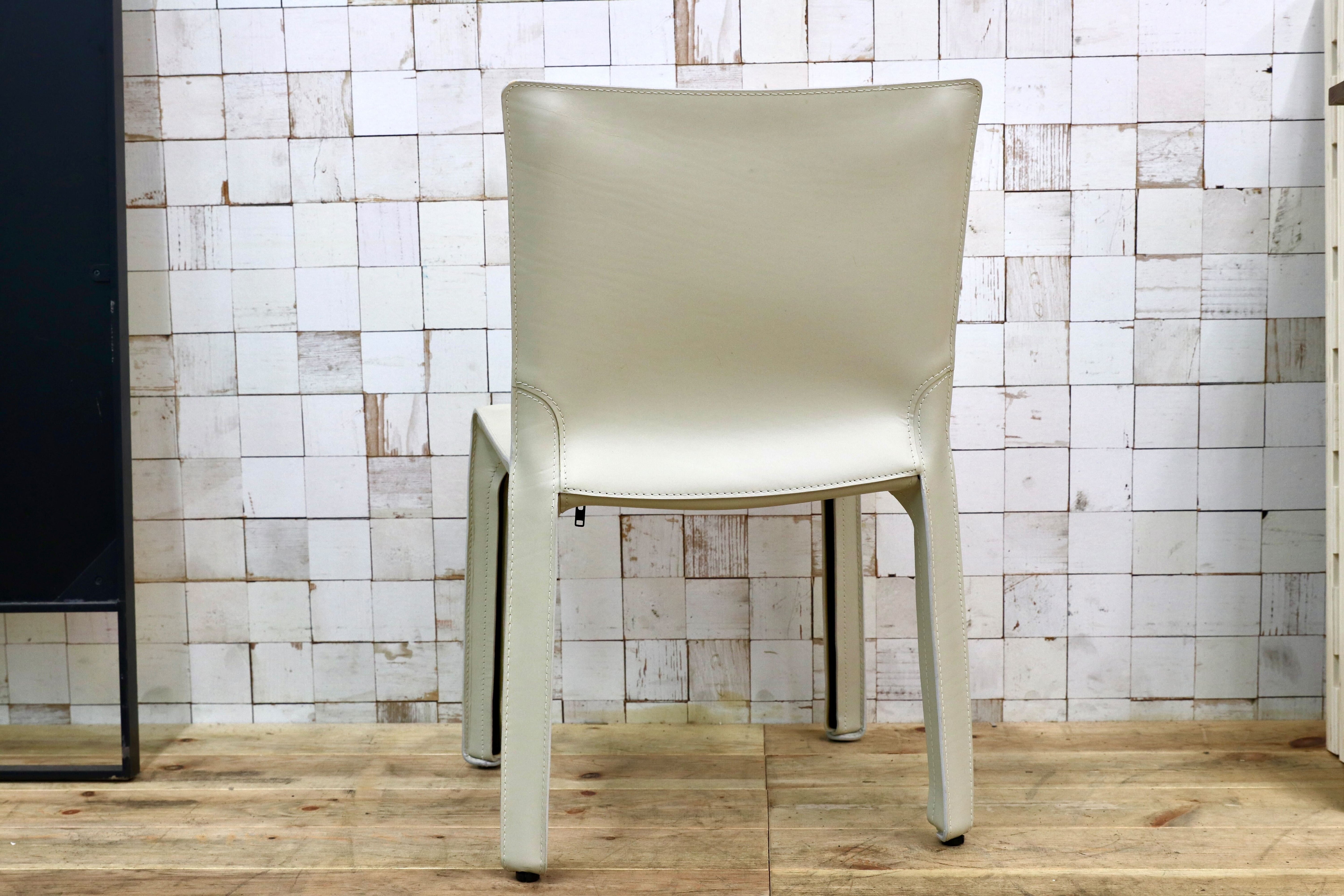 GMIO74E○Cassina / カッシーナ 413 CAB キャブチェア マリオ・ベリーニ 椅子 マットアイボリー レザー イタリアモダン 定価30.8万
