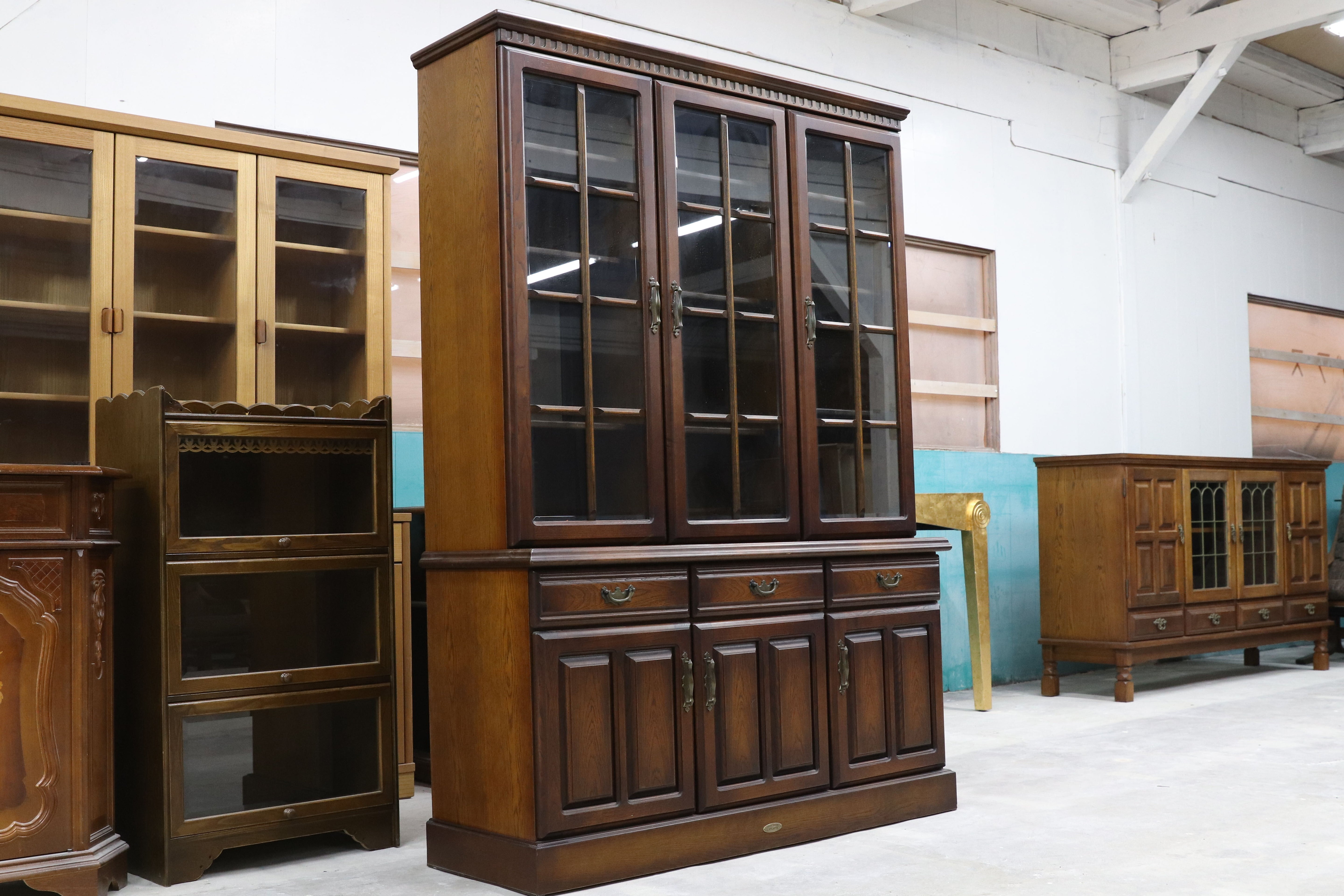 GMHS528○ATLANTA / アトランタ IDF太田長 食器棚 飾り棚 キャビネット 水屋棚 アーリーアメリカン クラシック アンティーク調