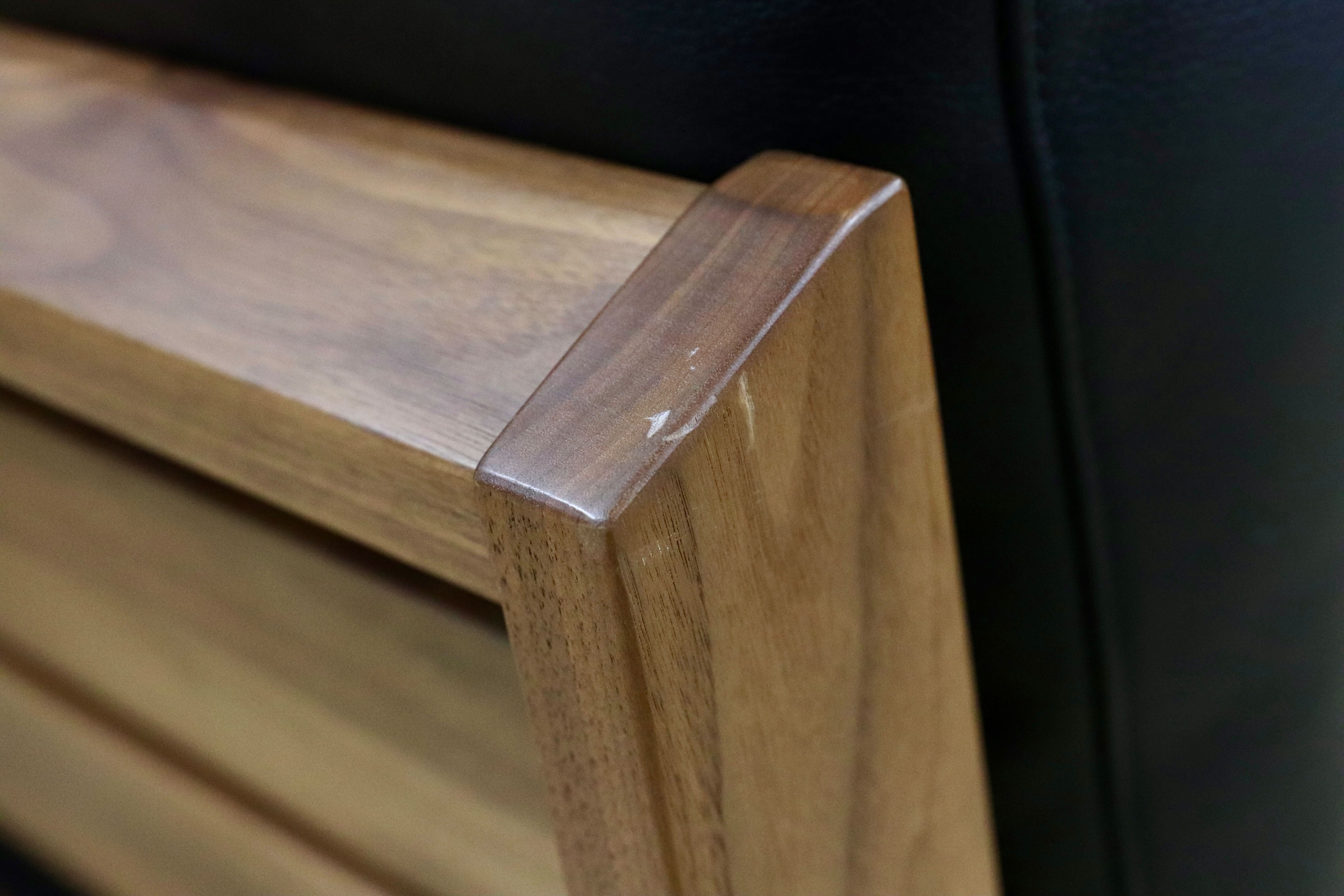 GMGH458○ナガノインテリア / NAGANO INTERIOR LC027 シェーズロングソファ ウォールナット無垢材 黒本革 1人掛けソファ 約20万 展示品