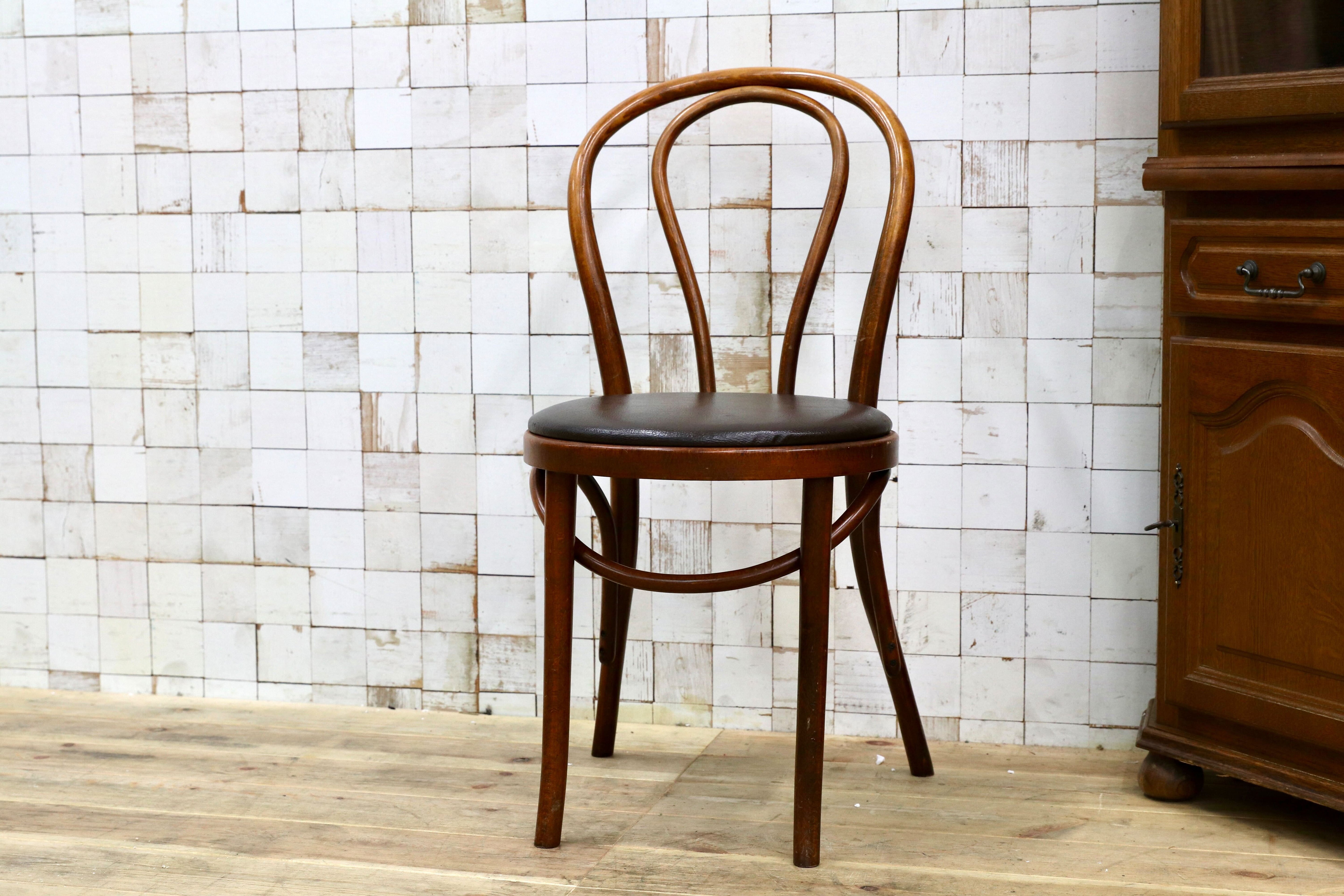 GMIH421C○maruni / マルニ オールド ヴィンテージ ベントウッドチェア ルーマニア製 曲木 アンティーク 合皮 ブナ材 稀少