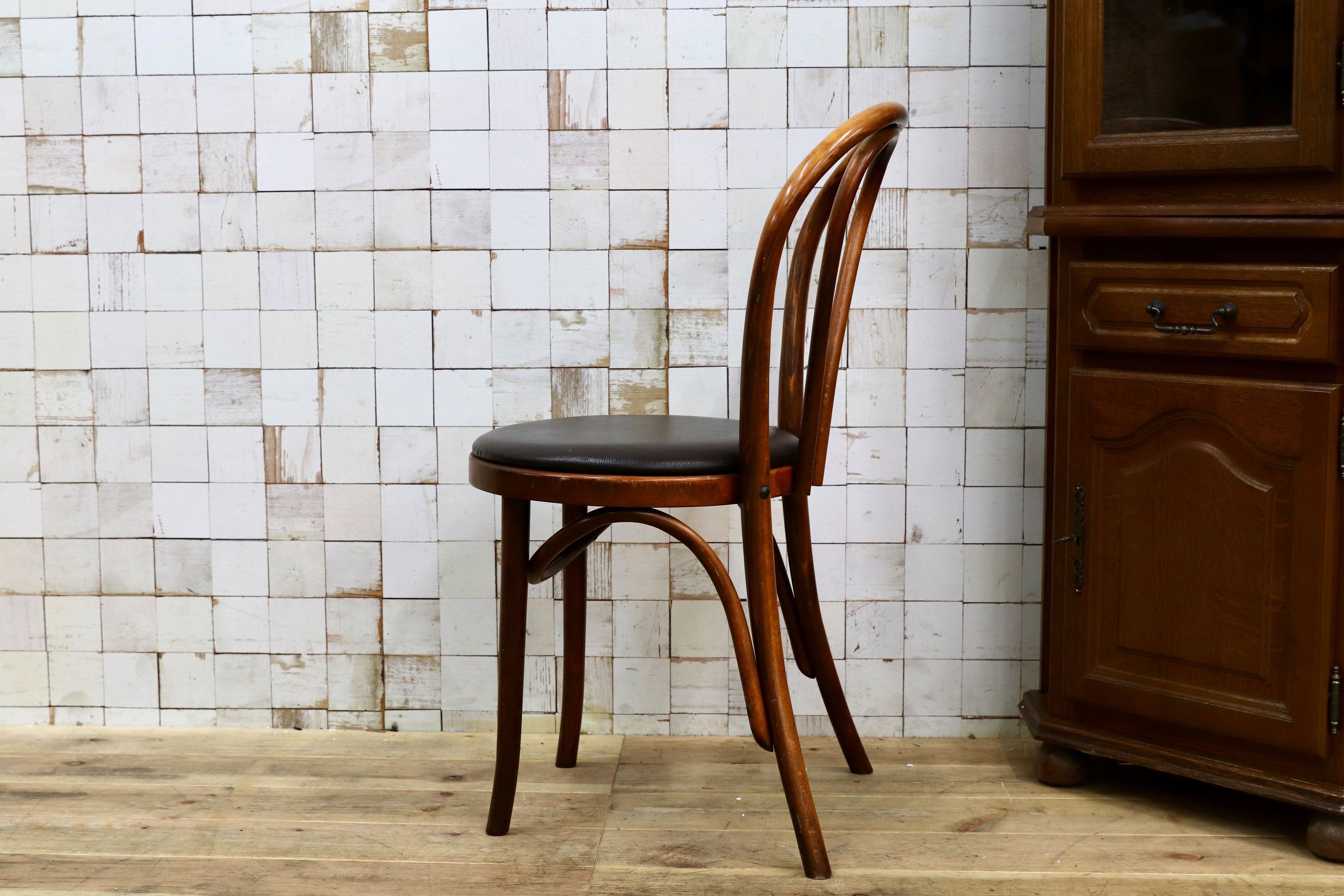 GMIH421C○maruni / マルニ オールド ヴィンテージ ベントウッドチェア ルーマニア製 曲木 アンティーク 合皮 ブナ材 稀少