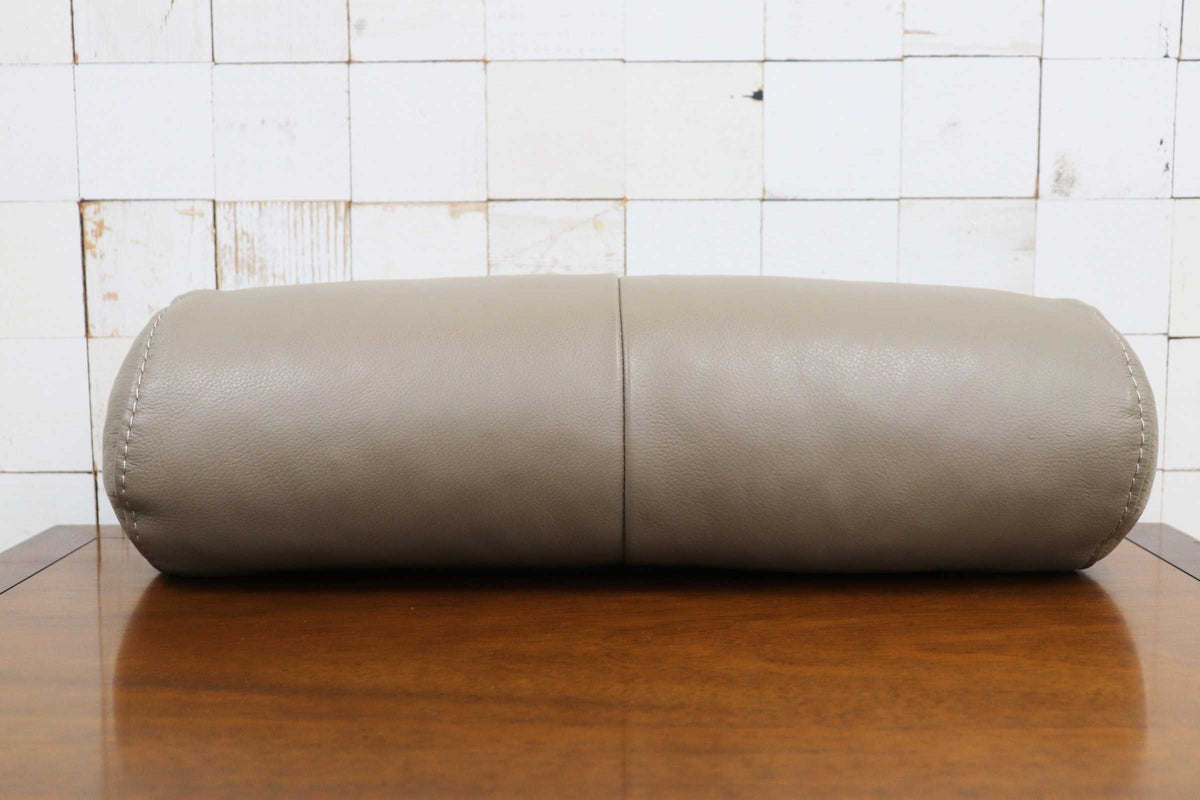 GMJK473B◯IDC大塚家具 L/Sシリーズ クッション ボルスター ヘッドレスト 2点セット 本革 展示品
