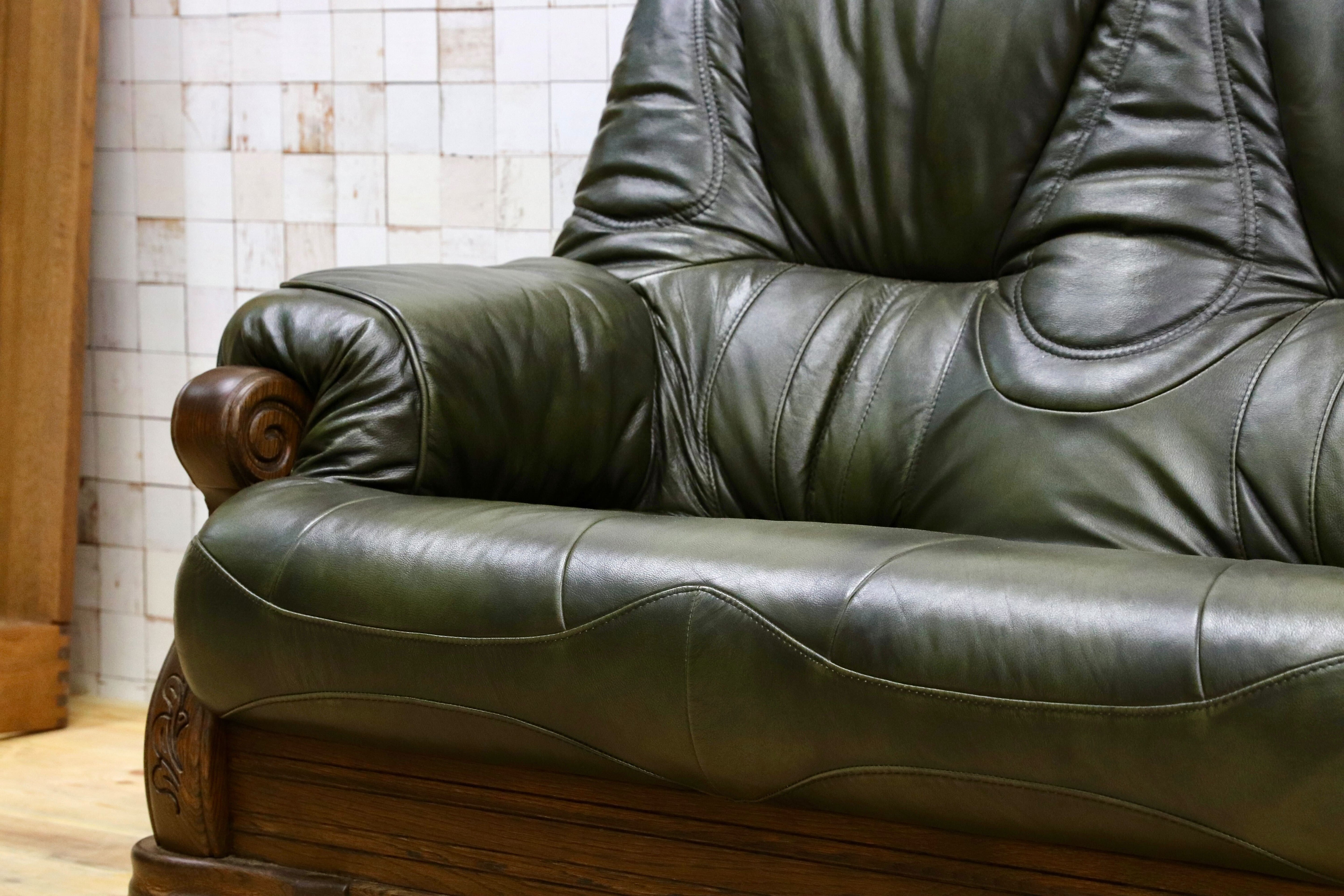 GMHO99B○オランダ製 ダッチカントリー 3人掛けソファ トリプルソファ オーク材 本革 緑 椅子 クラシック ヴィンテージ 約60万