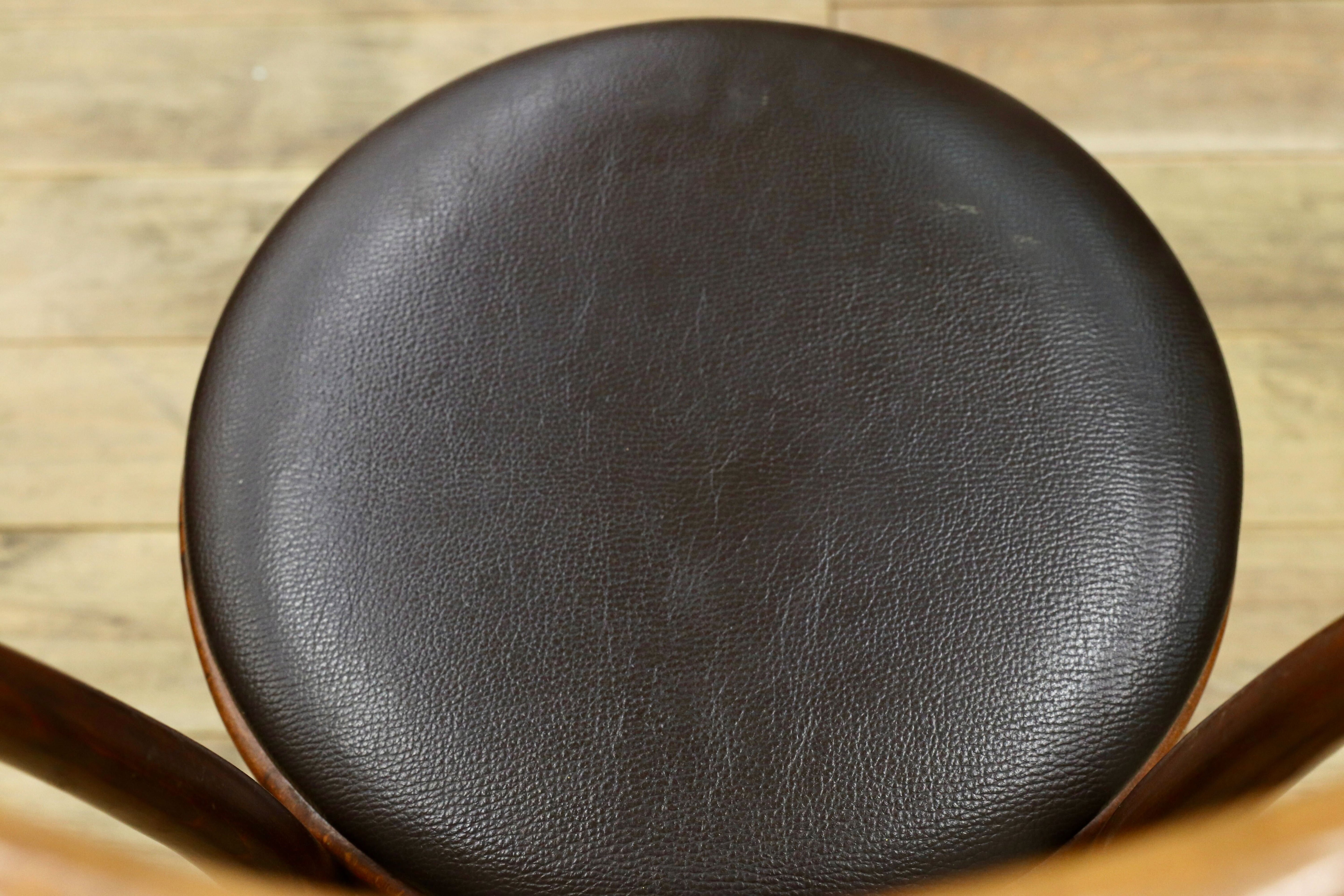 GMIH421E○maruni / マルニ オールド ヴィンテージ ベントウッドチェア ルーマニア製 曲木 アンティーク 合皮 ブナ材 稀少