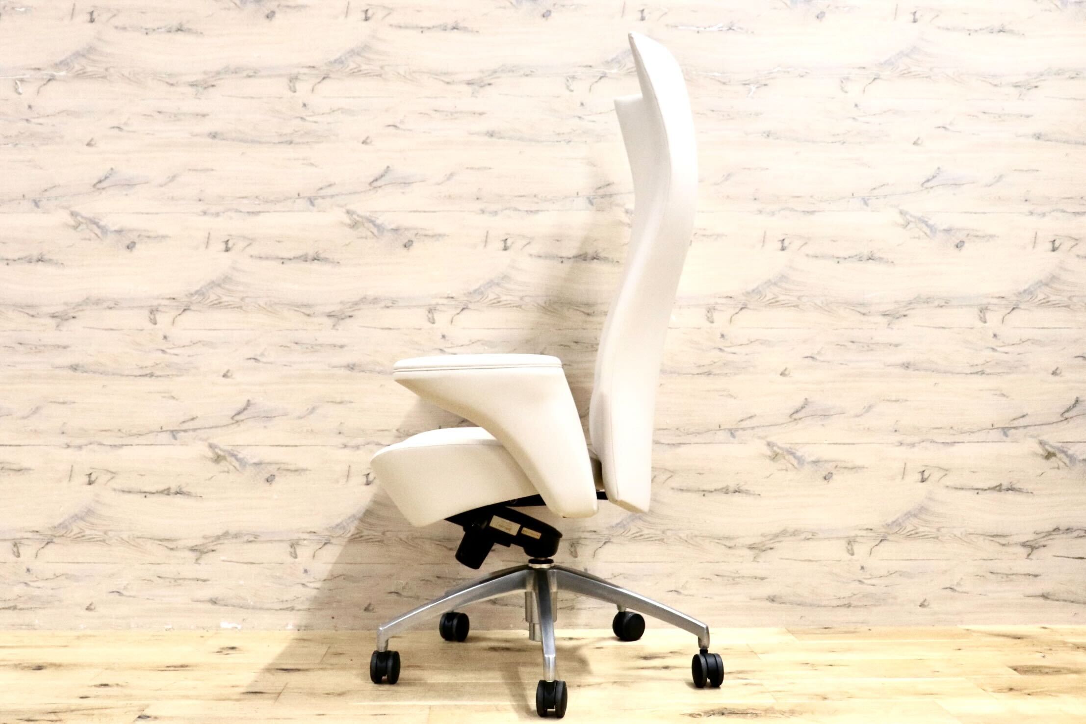 GMIK629F○ITOKI / イトーキ X-4 ハイバックチェア デスクチェア オフィスチェア 書斎椅子 エグゼクティブチェア 合皮 ハイクラスモダン