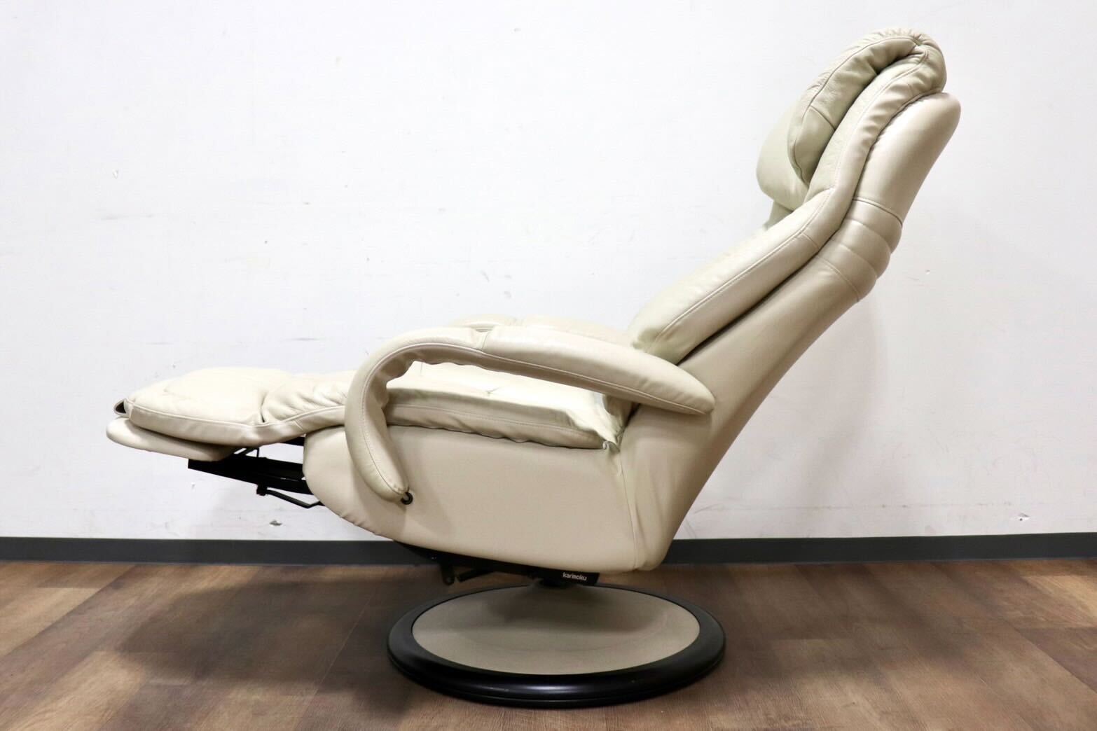 GMHN134○karimoku / カリモク リクライニングチェア パーソナルチェア フットレスト シングルソファ アイボリー 本革 定価約24万