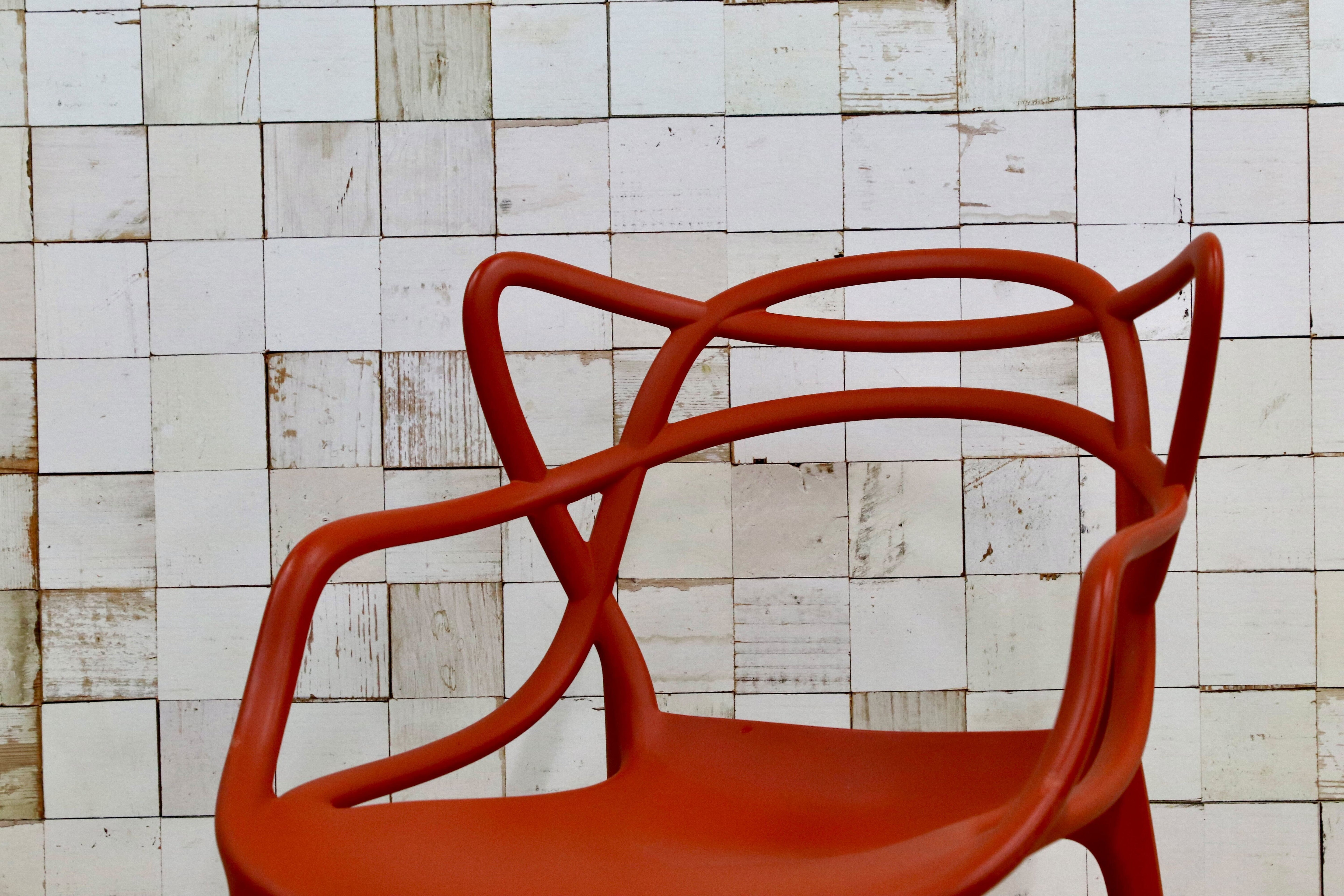 GMHK687○Kartell / カルテル MASTERS マスターズ ダイニングチェア 椅子 アームチェア 定価4.7万 モデルルーム展示品