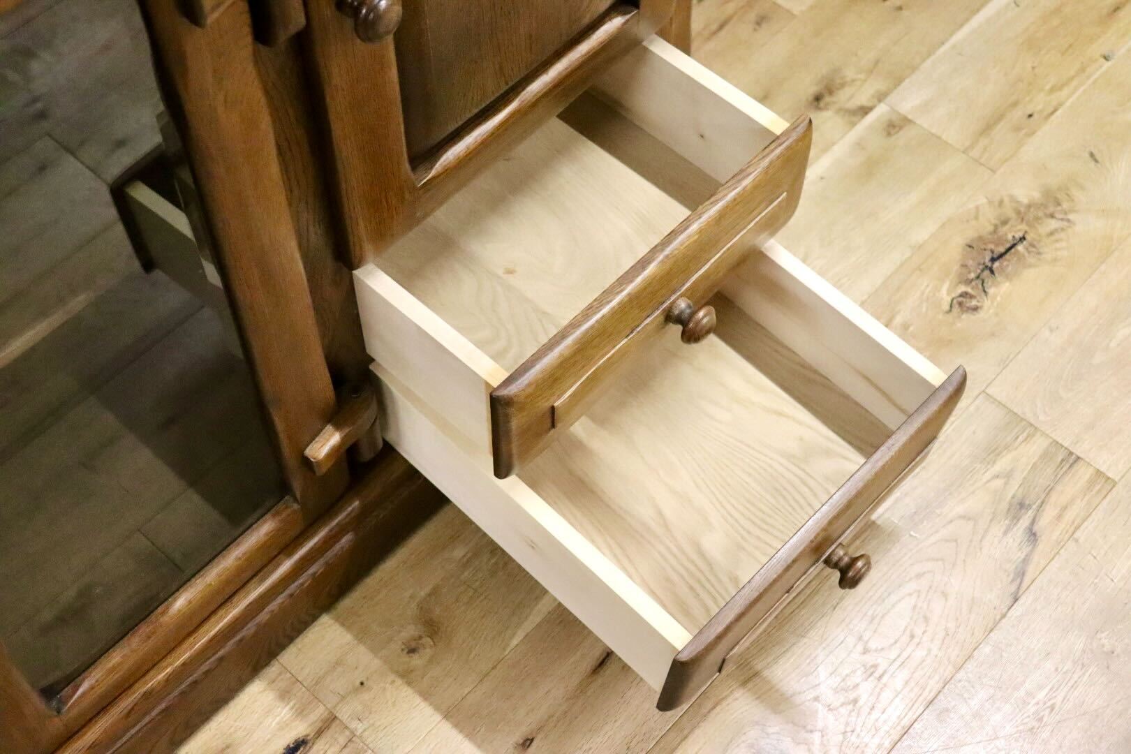 GMGS313○Molis / 河本家具 サイドボード リビングボード キャビネット 飾り棚 ダッチカントリー 旭川家具 オーク材 ヴィンテージ