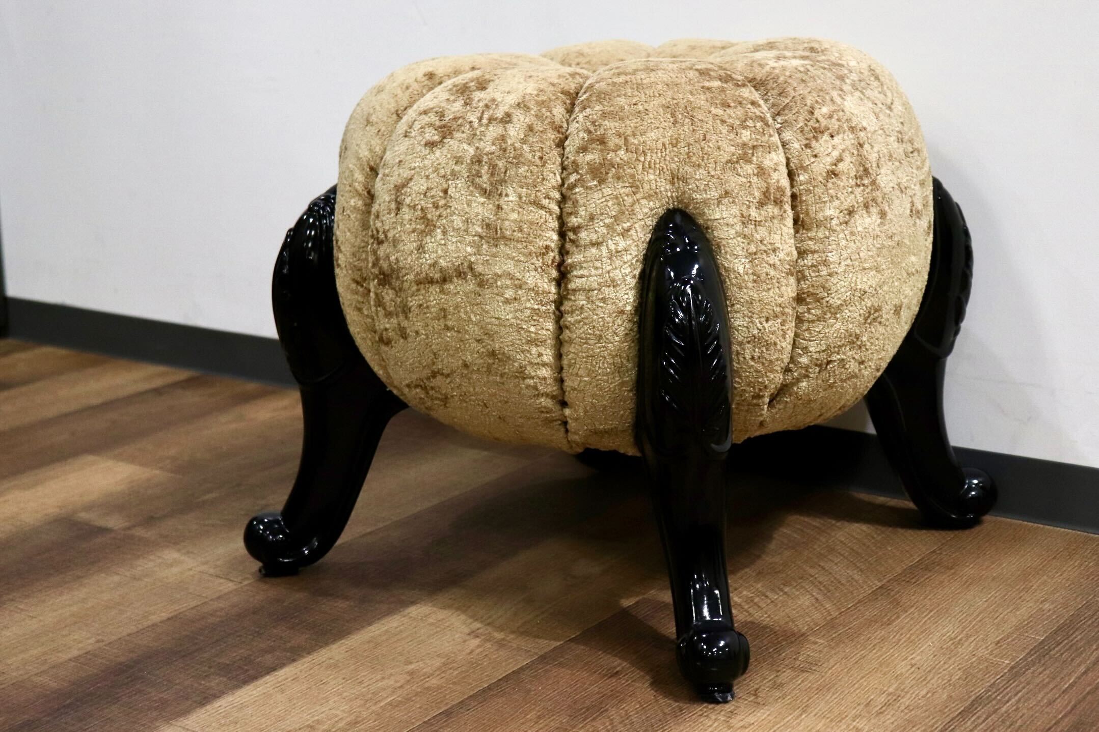 GMHH489H○パンプキンスツール アンティーク調 猫脚 ファブリック オットマン 腰掛け ヨーロピアン エレガント チェア 展示品