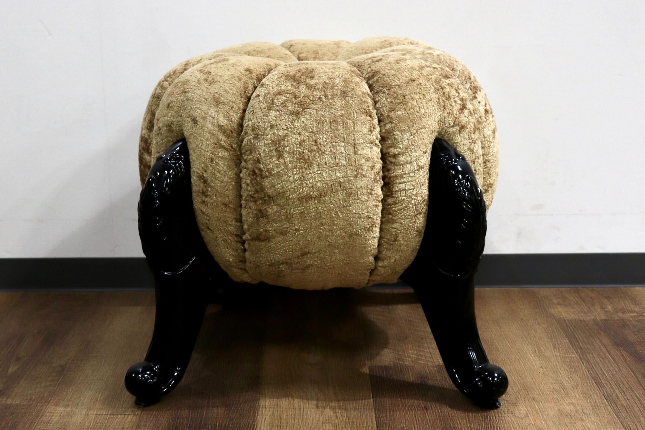GMHH489H○パンプキンスツール アンティーク調 猫脚 ファブリック オットマン 腰掛け ヨーロピアン エレガント チェア 展示品