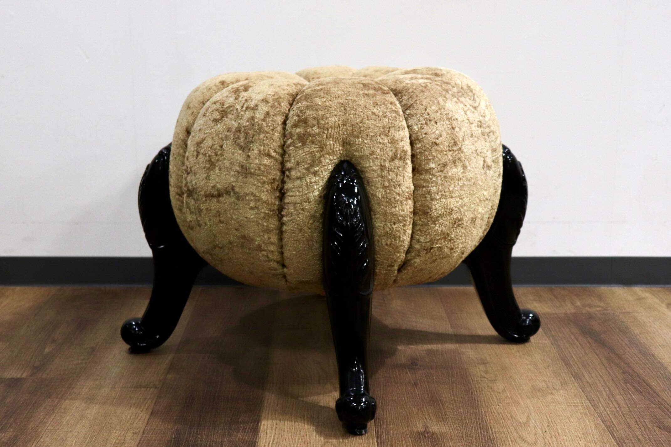 GMHH489H○パンプキンスツール アンティーク調 猫脚 ファブリック オットマン 腰掛け ヨーロピアン エレガント チェア 展示品