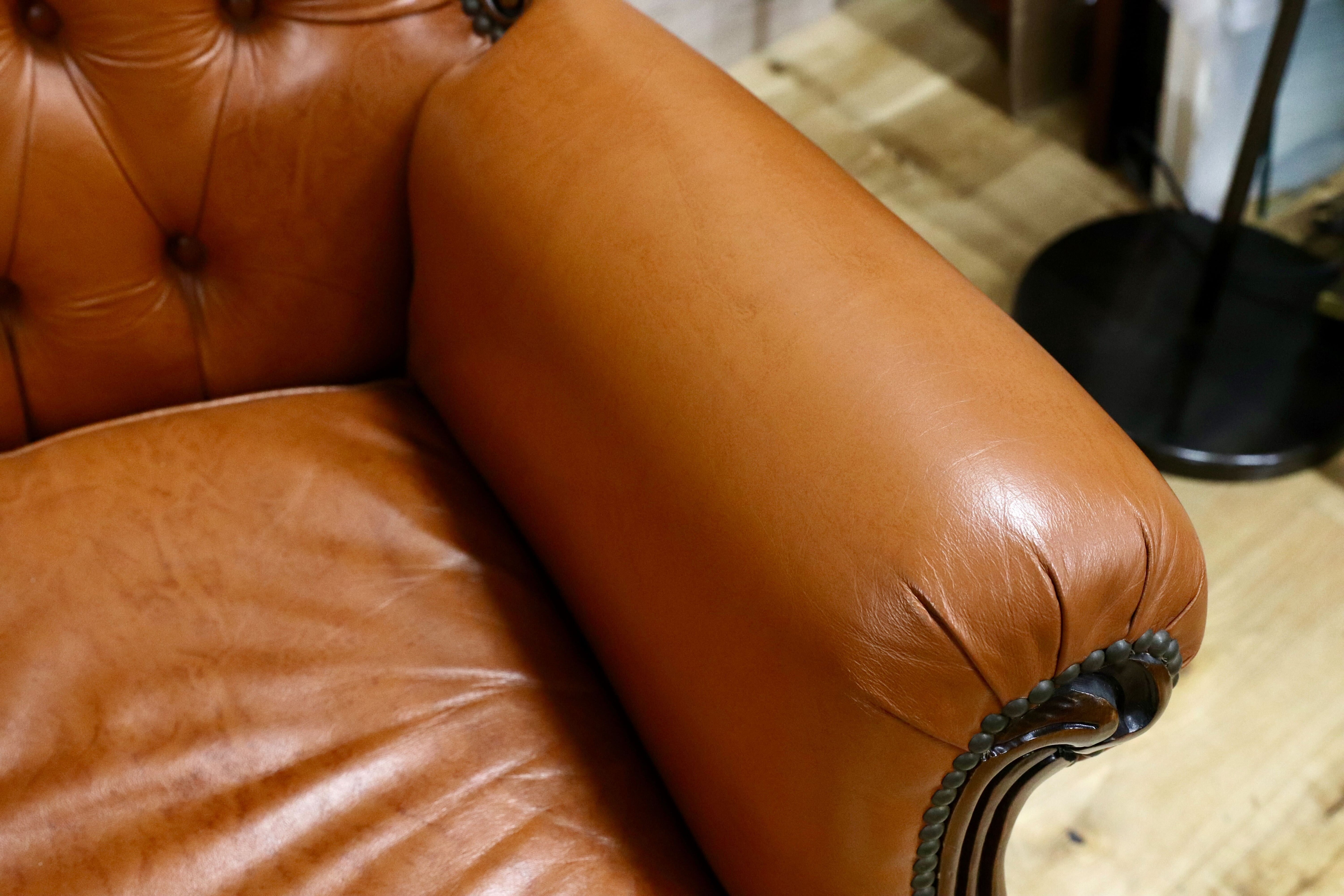 GMHH190A○イタリア製 クラシック エレガント 1人掛けソファ シングルソファ ラウンジチェア 本革 ブラウン サロン 西洋 アンティーク