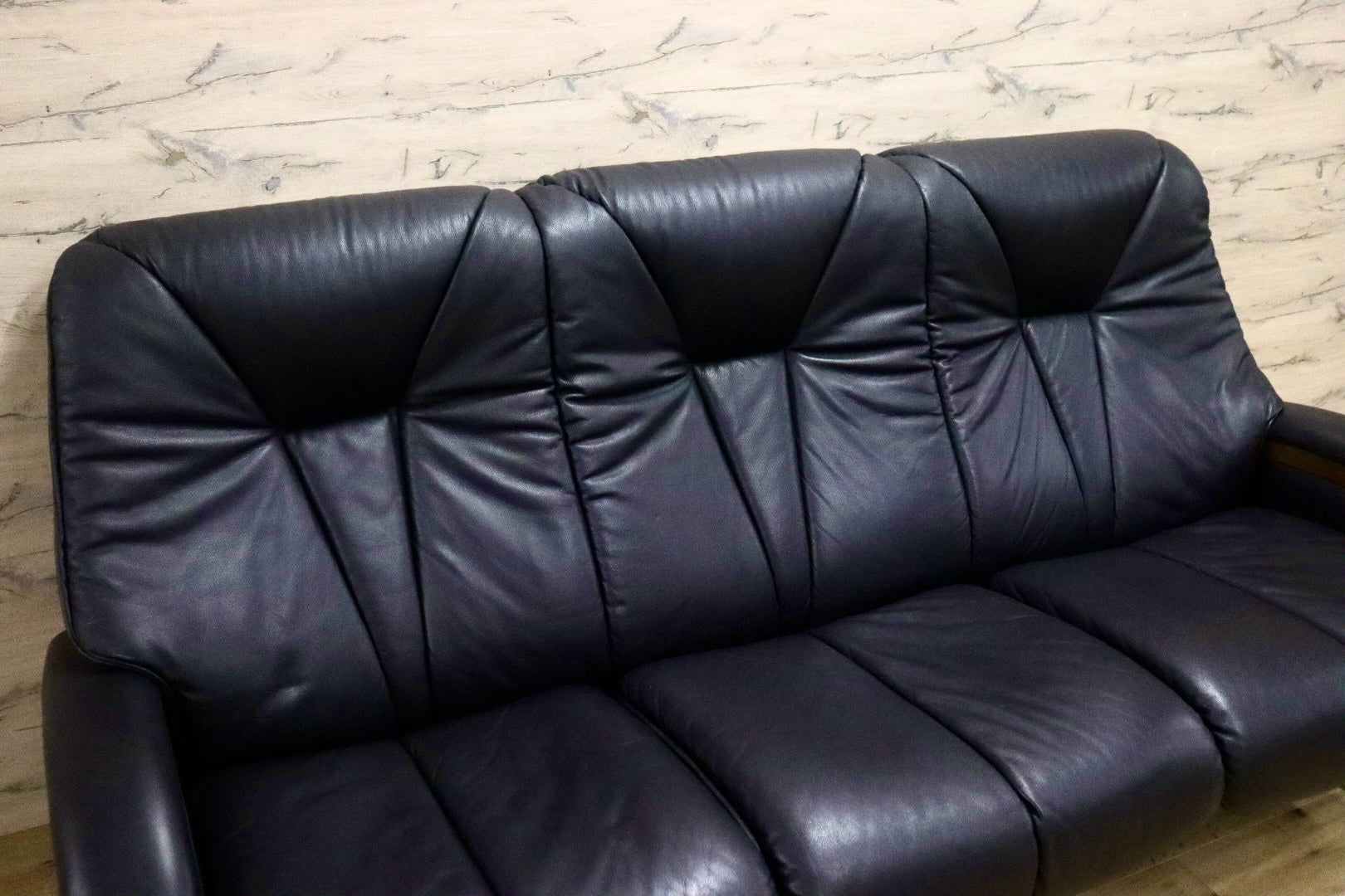 GMJK118A○冨士ファニチア / FUJI FURNITURE 3人掛けソファ トリプルソファ 本革 ブラック 国産家具 和モダン 応接