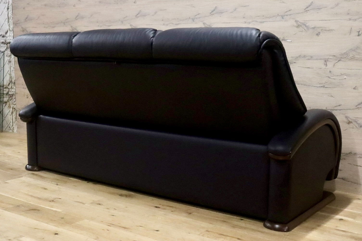 GMJK118A○冨士ファニチア / FUJI FURNITURE 3人掛けソファ トリプルソファ 本革 ブラック 国産家具 和モダン 応接