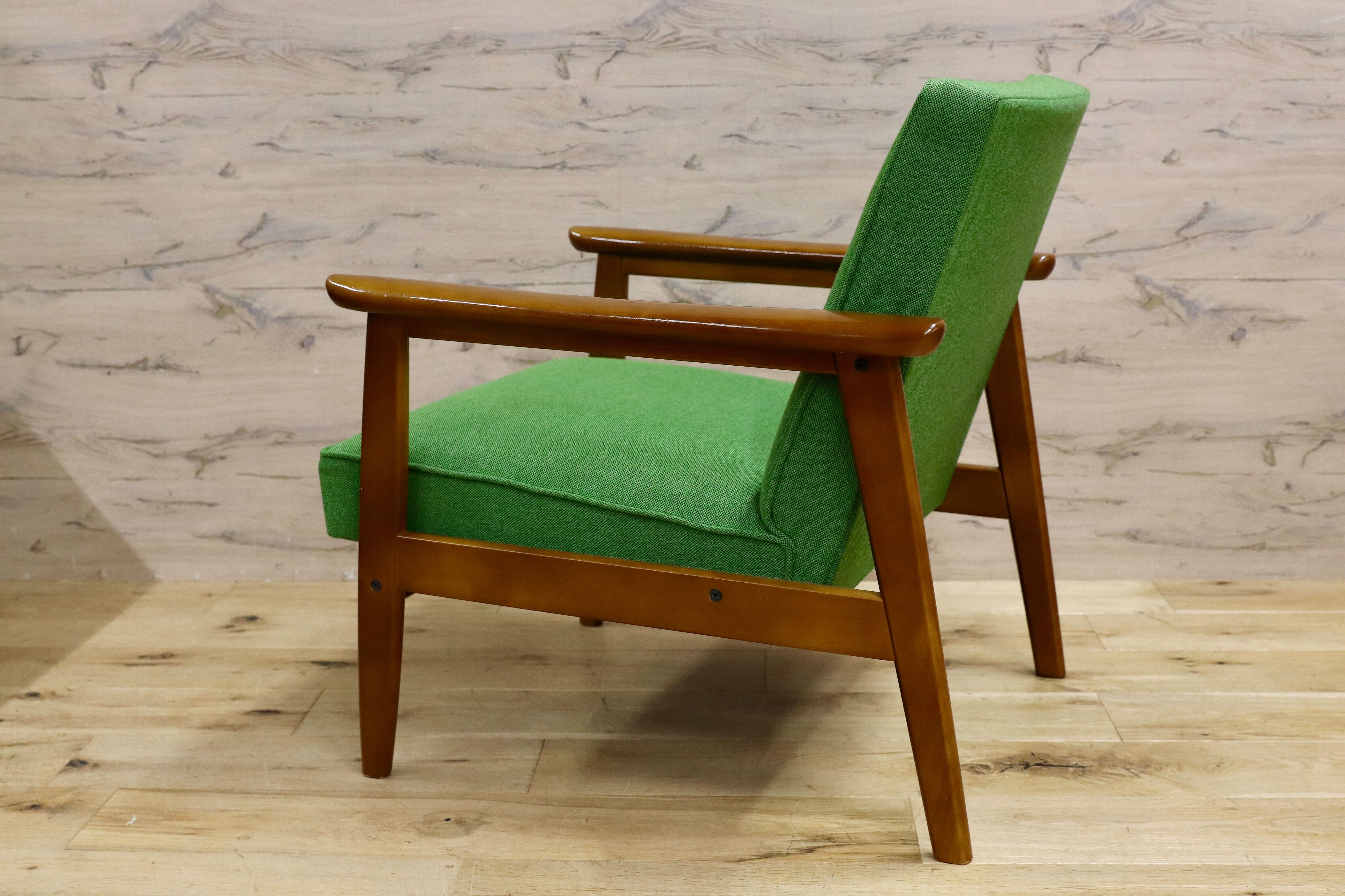 GMHH203○カリモク60 アームチェア Kチェア 1シーター ラウンジチェア グリーン ファブリック 肘掛け椅子 シングルソファ