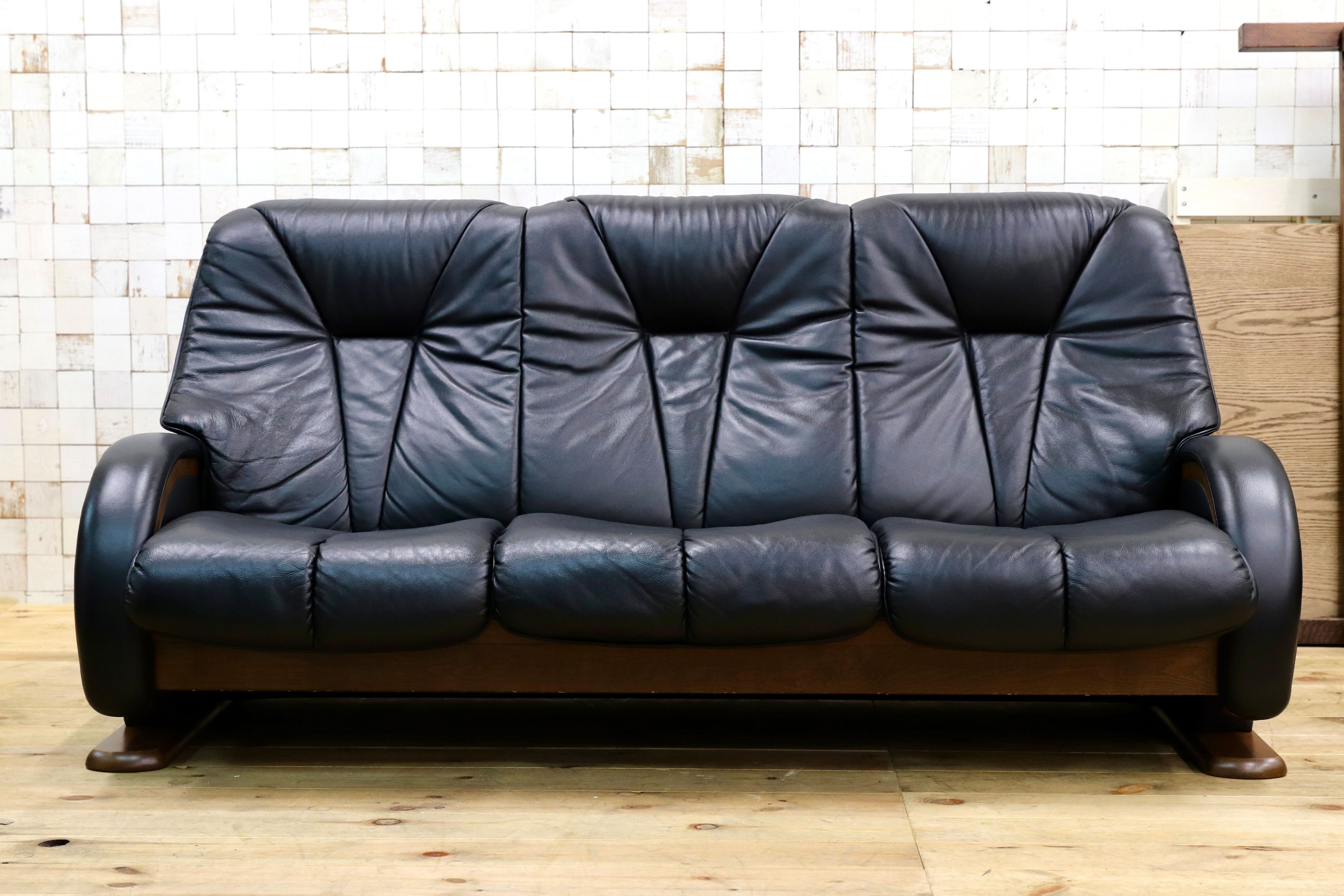 GMIK134○冨士ファニチア / FUJI FURNITURE 3人掛けソファ トリプルソファ 本革 レザー 国産家具 和モダン レトロ 長椅子