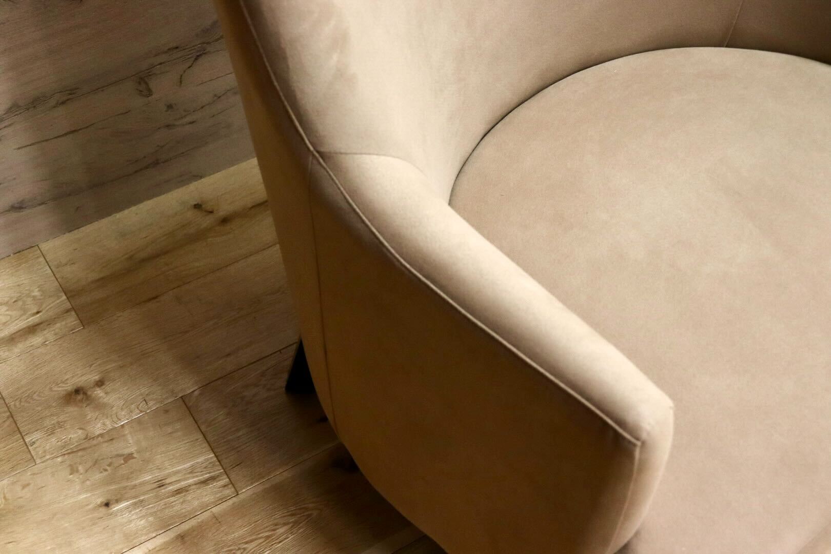 GMHN374B○Abita Style / アビタスタイル 1人掛けソファ シングルソファ ラウンジチェア モダン 遠藤照明 定価約9万 モデルルーム展示品