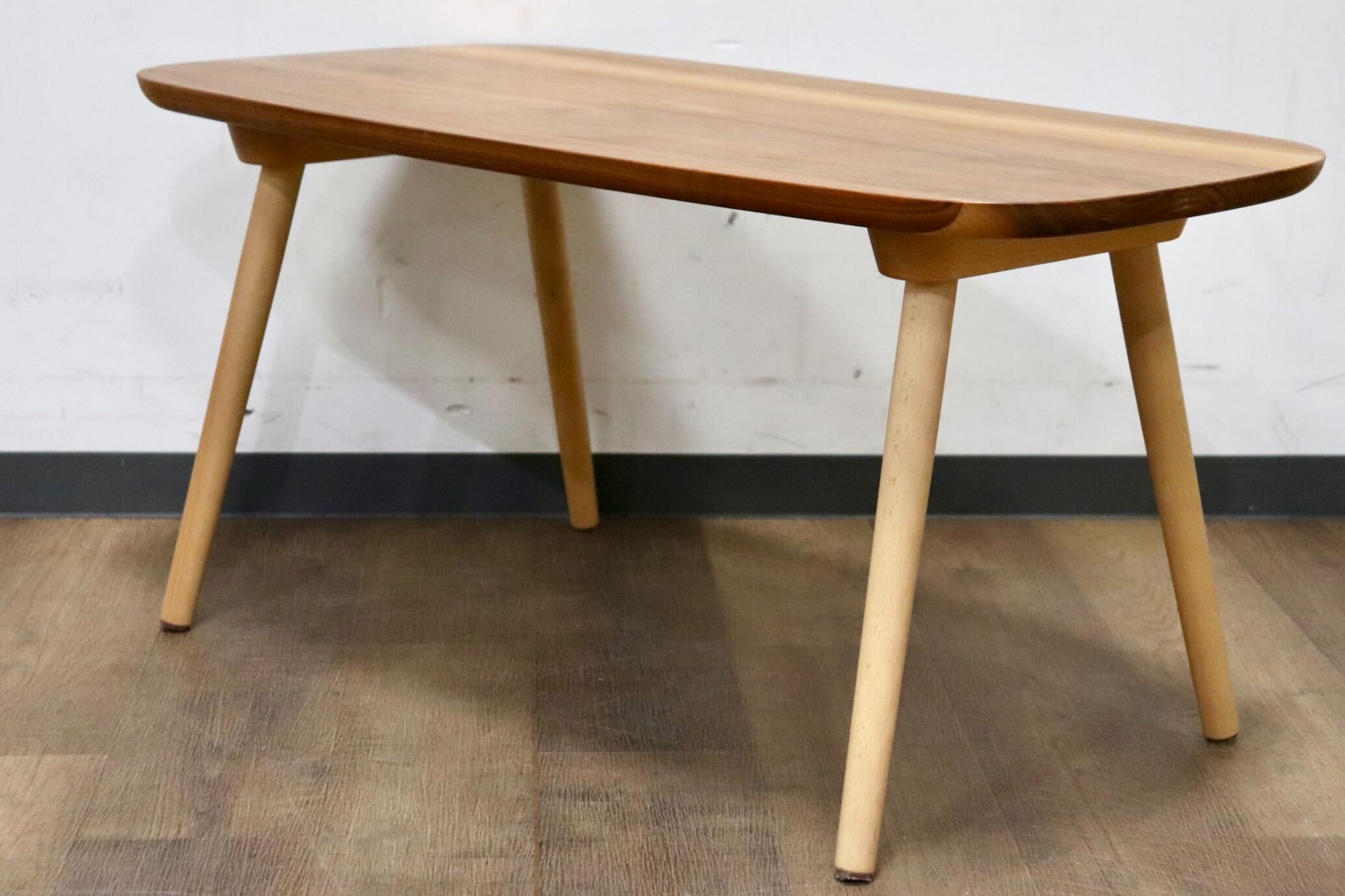 GMHK850○飛騨産業 / HIDA キツツキ IG103T リビングテーブル センターテーブル コーヒーテーブル 北欧スタイル シンプル ウォールナット材