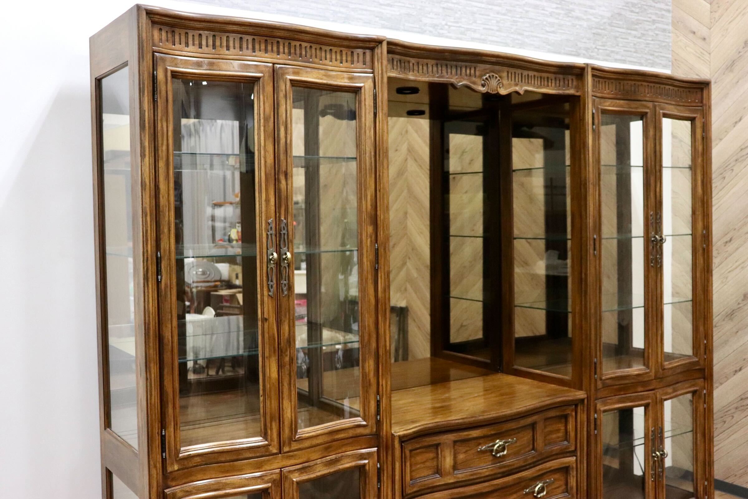 GMHS130○DREXEL HERITAGE /ドレクセルヘリテイジ Grand Villa グランドヴィラ ガラスキャビネット 飾り棚 最高級 約280万※発送不可