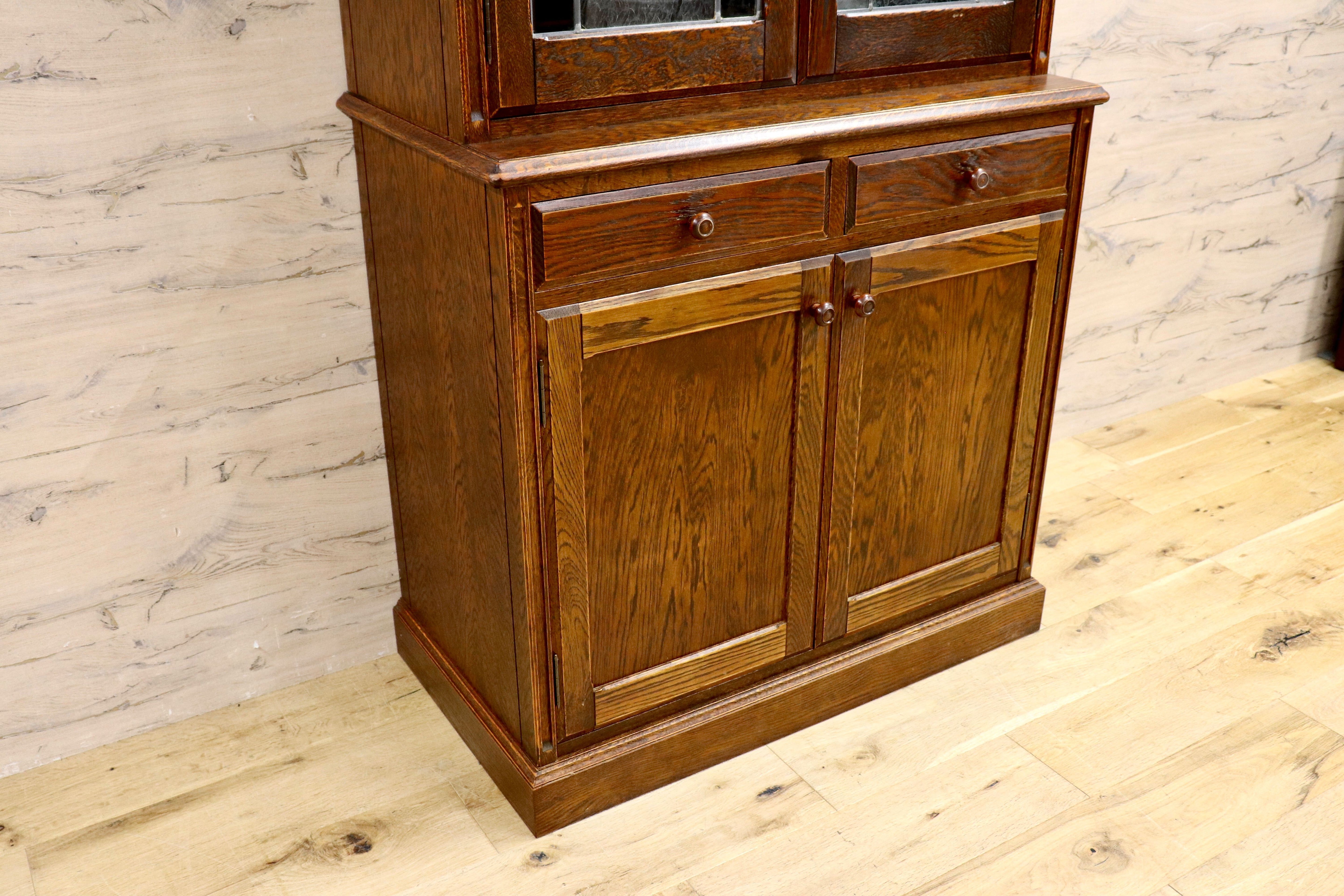 GMIK310A○三越家具 Brugge ブルージュ 食器棚 飾り棚 ステンドグラス カップボード オーク材 英国カントリー アンティーク ヴィンテージ