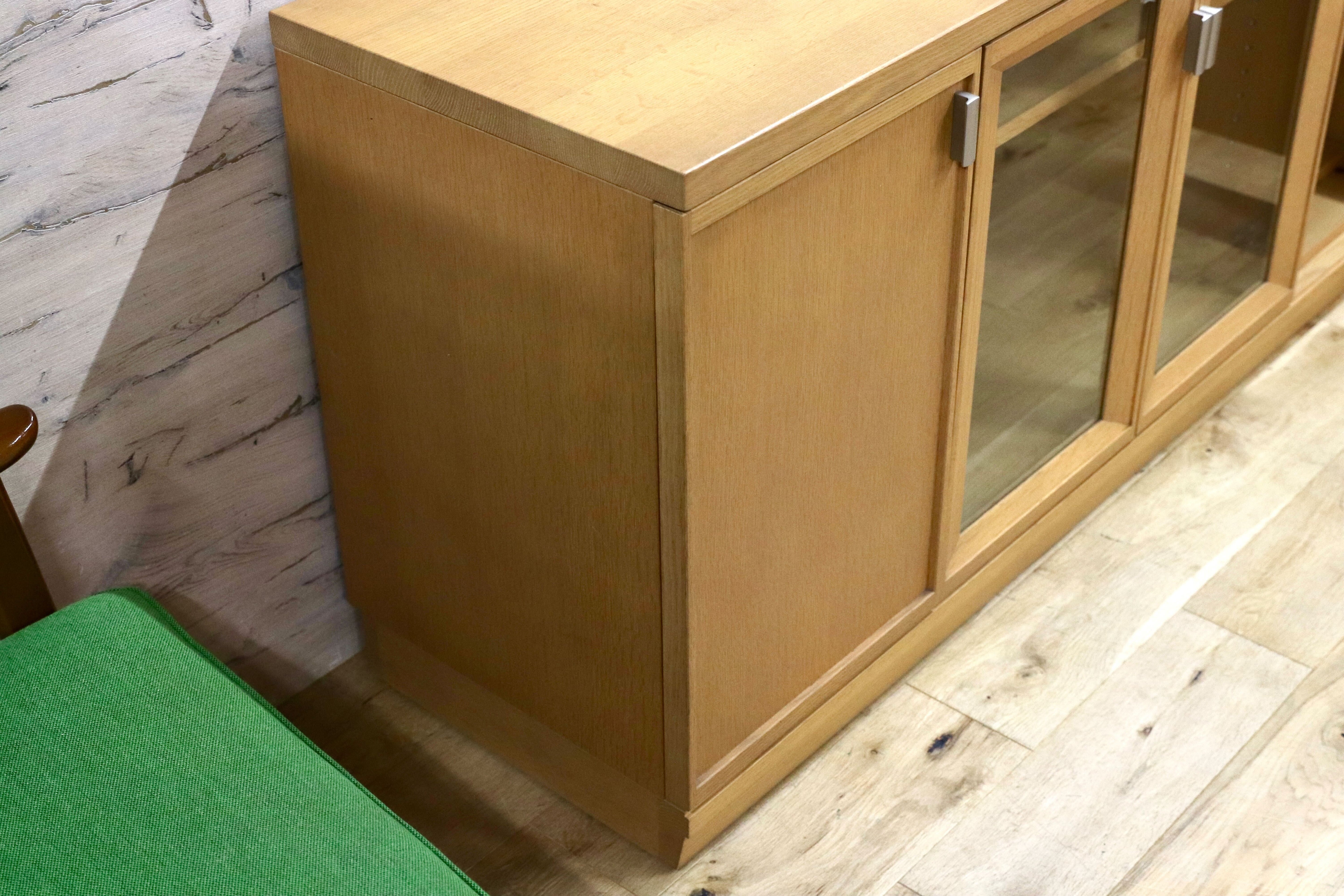 GMHH198○シラカワ / shirakawa サイドボード リビングボード オーク材 北欧スタイル 飛騨家具 ACTUS アクタス ナチュラル 飾り棚 約26万