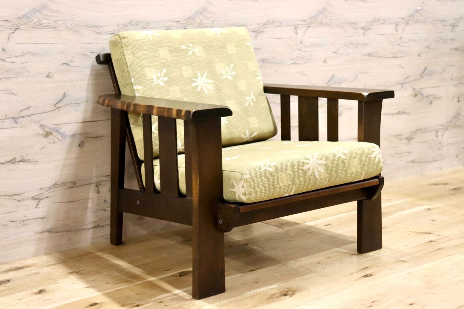 GMHH397○karimoku / カリモク アームチェア 1人掛けソファ シングルソファ 椅子 ファブリック 和モダン 国産家具