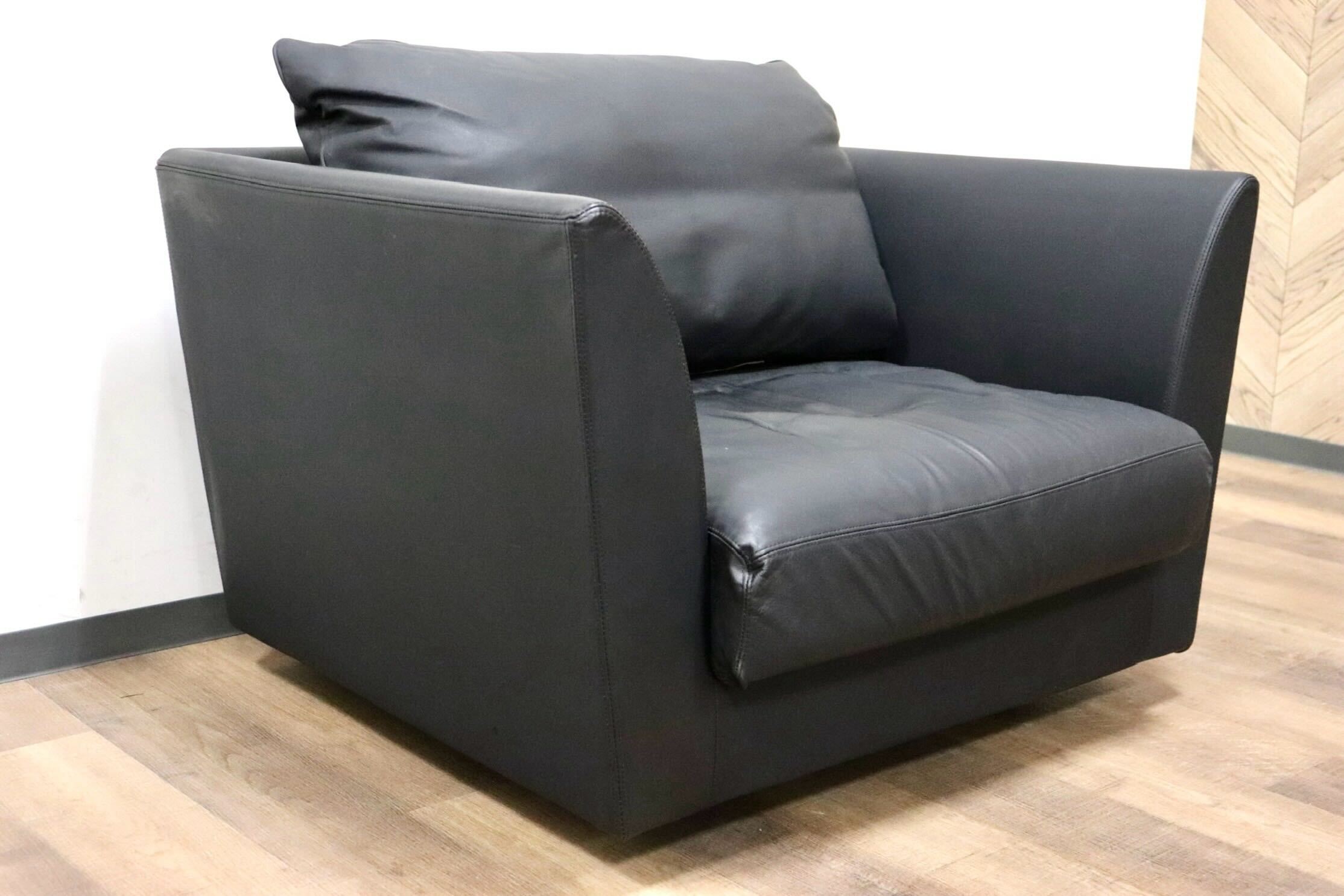 GMGS206A○arflex / アルフレックス A SOFA MEDIUM エーソファ ミディアム 黒 本革 シングルソファ 1人掛けソファ イタリアモダン 約50万