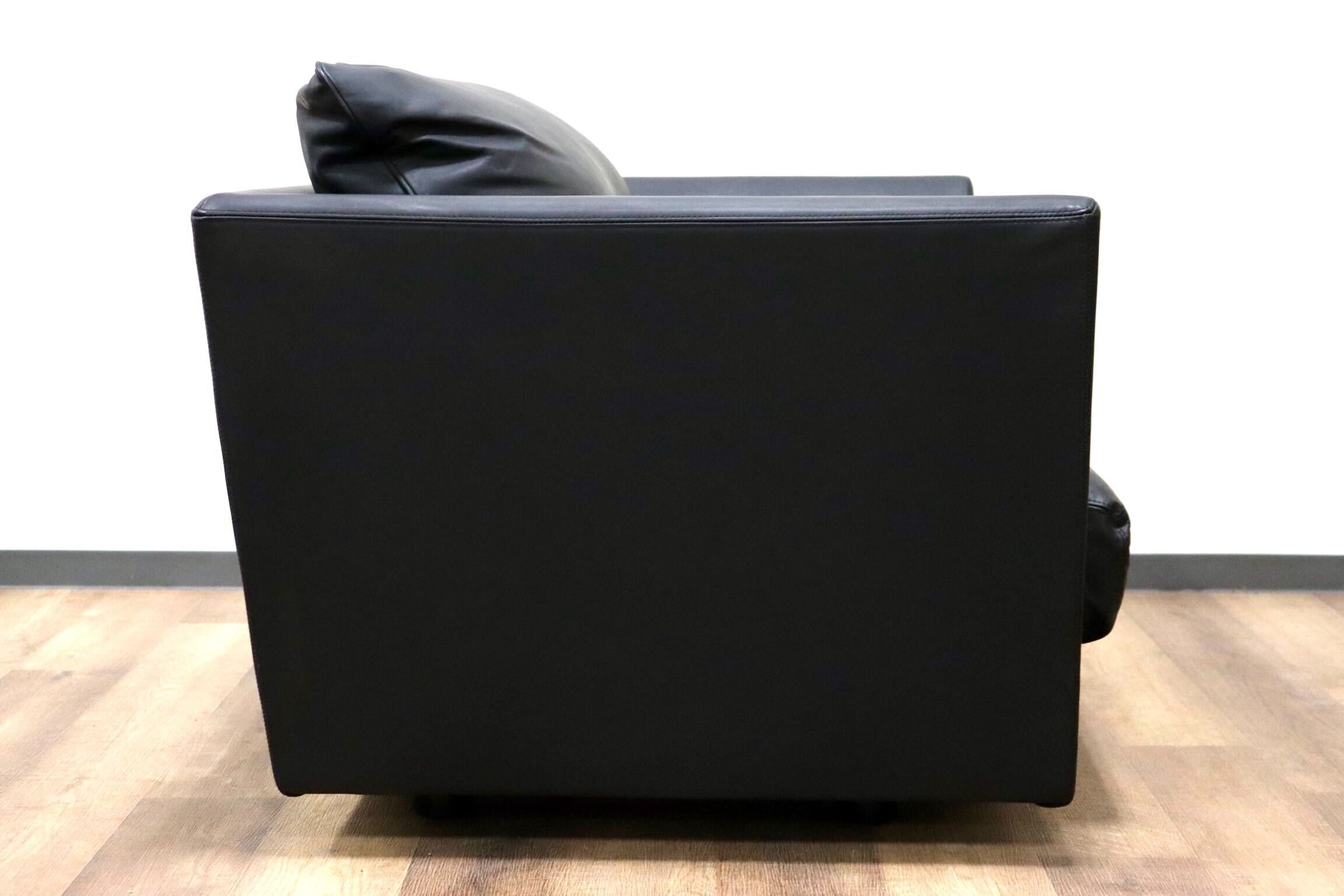 GMGS206A○arflex / アルフレックス A SOFA MEDIUM エーソファ ミディアム 黒 本革 シングルソファ 1人掛けソファ イタリアモダン 約50万